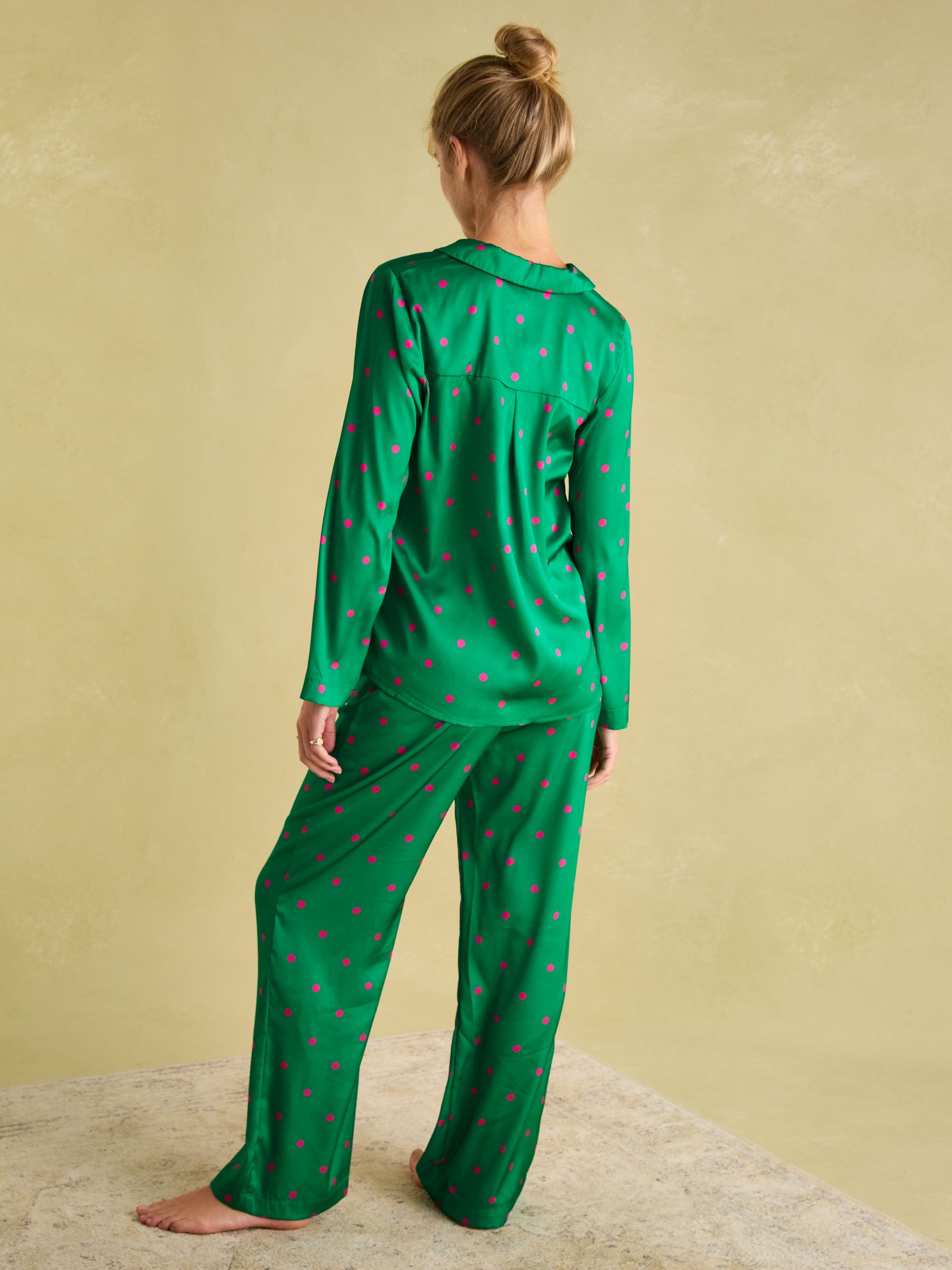 Bonnie Green Satin Pyjama Set - Image 2 of 7