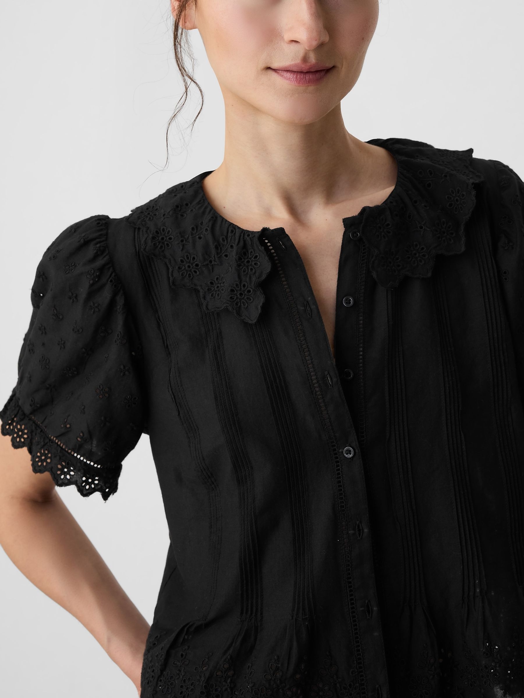 Black DÔEN Cropped Eyelet Short Sleeve Blouse - Image 4 of 5