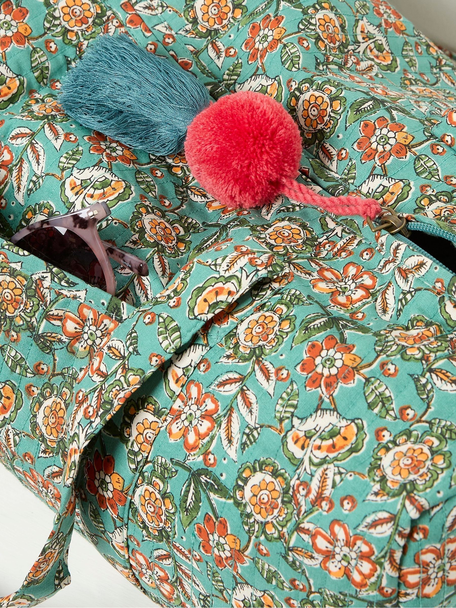 Rubi Green Weekender Bag - Image 2 of 2