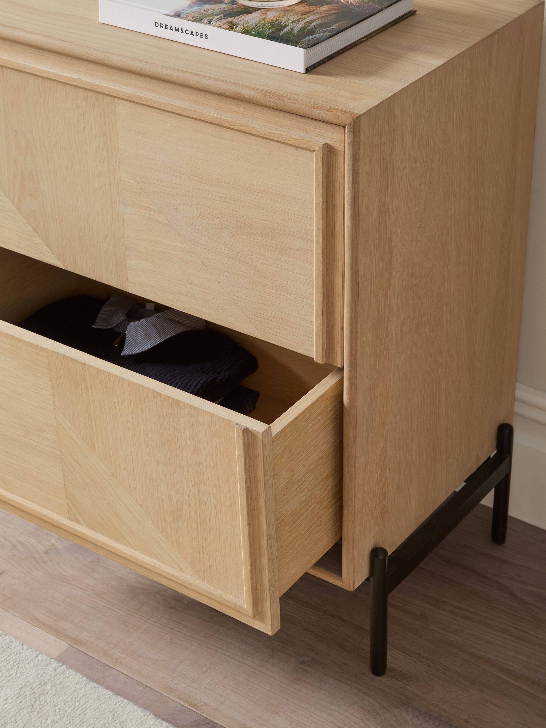 Whitewashed Oak Aden Wide Wide Chest of Drawers - Image 3 of 8