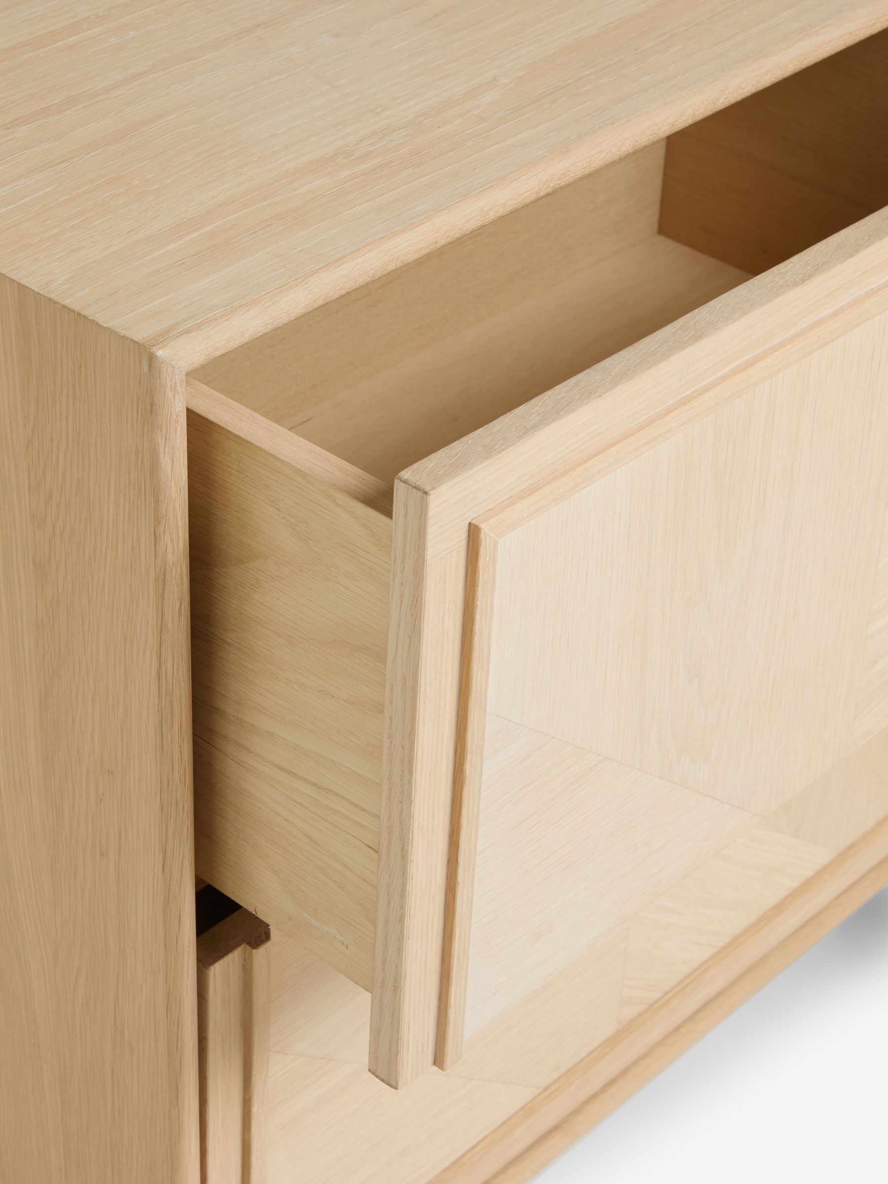 Whitewashed Oak Aden Wide Wide Chest of Drawers - Image 8 of 8