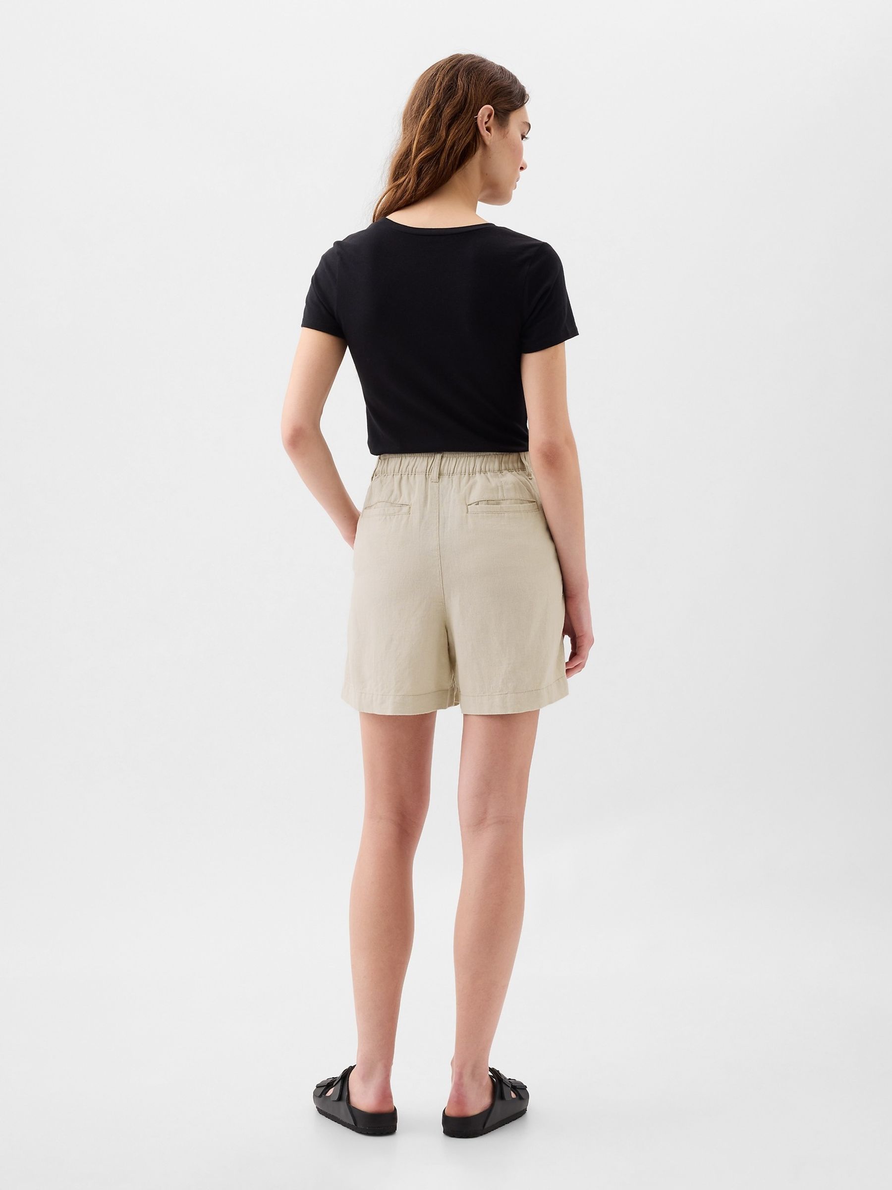 Cream 5" High Rise Linen Blend Pleated Shorts - Image 2 of 3