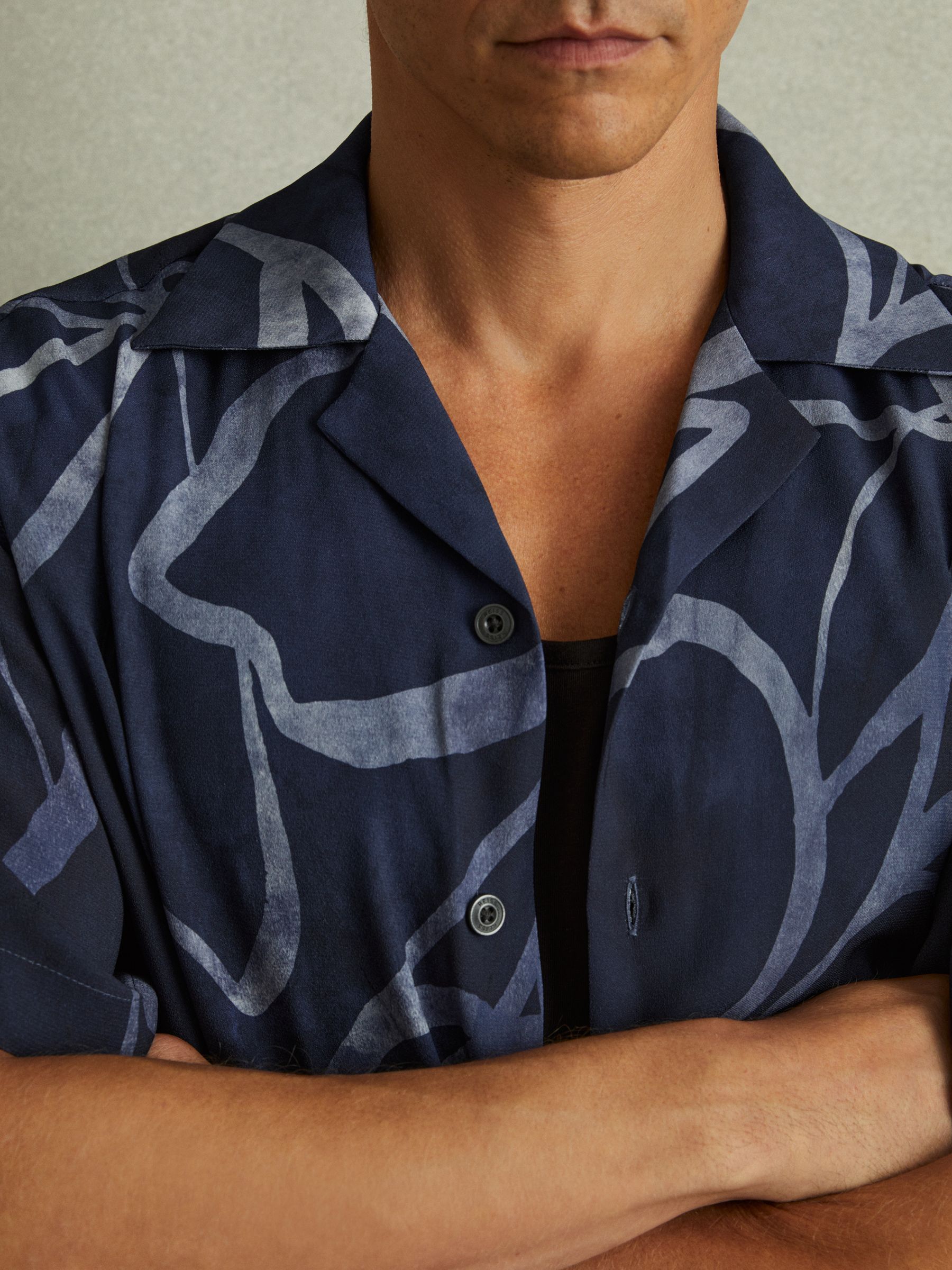 Relaxed Printed Cuban Collar Shirt in Indigo Blue - Image 3 of 5