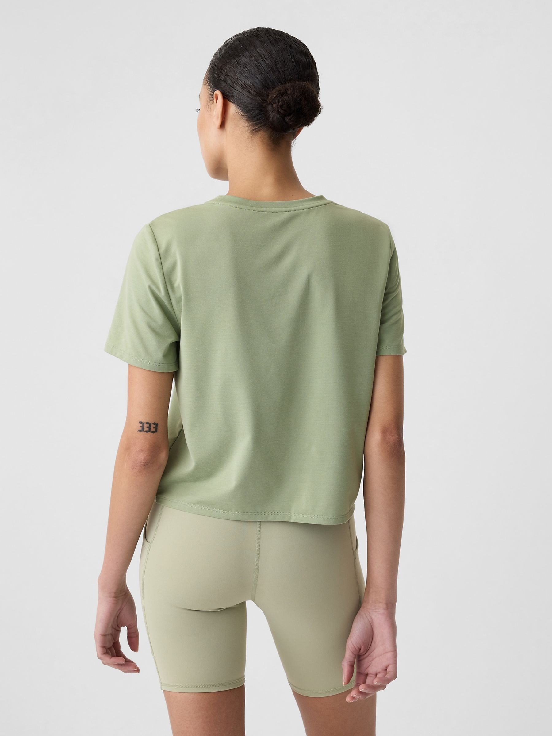 Green Crew Neck Breatheable Short Sleeve T-Shirt - Image 2 of 5
