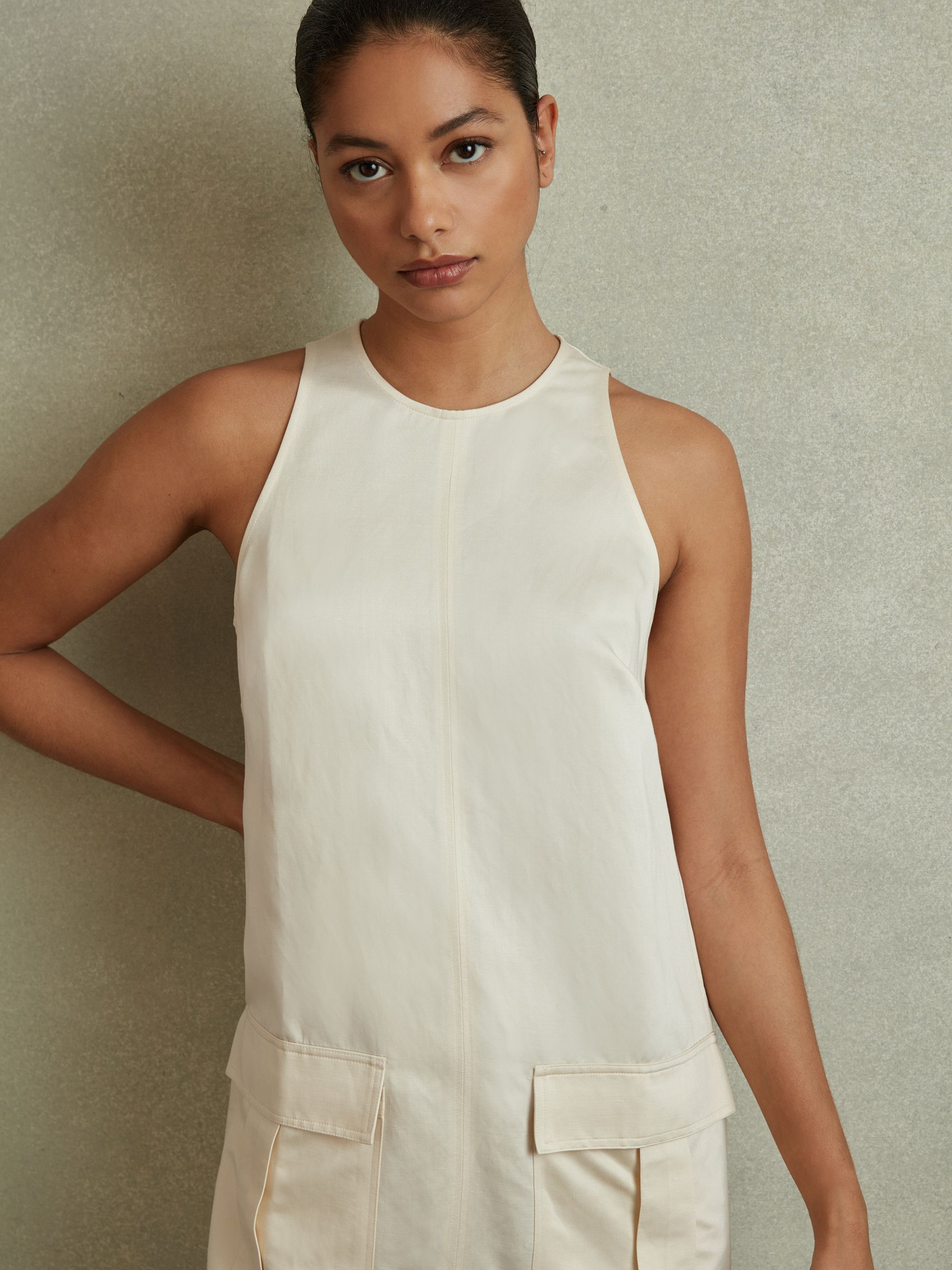 Viscose-Linen Cargo Pocket Tunic Dress in Beige - Image 3 of 5