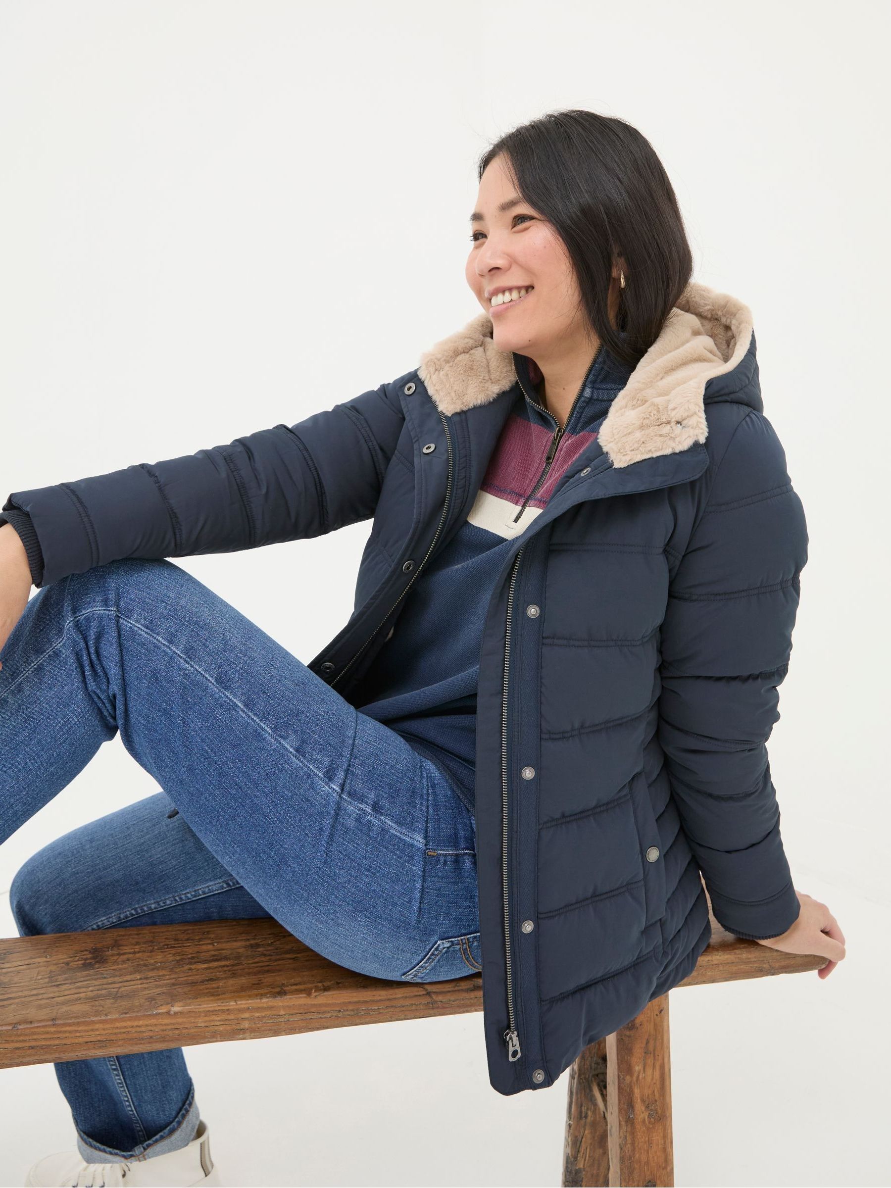 Lara Navy Puffer Coat - Image 3 of 6