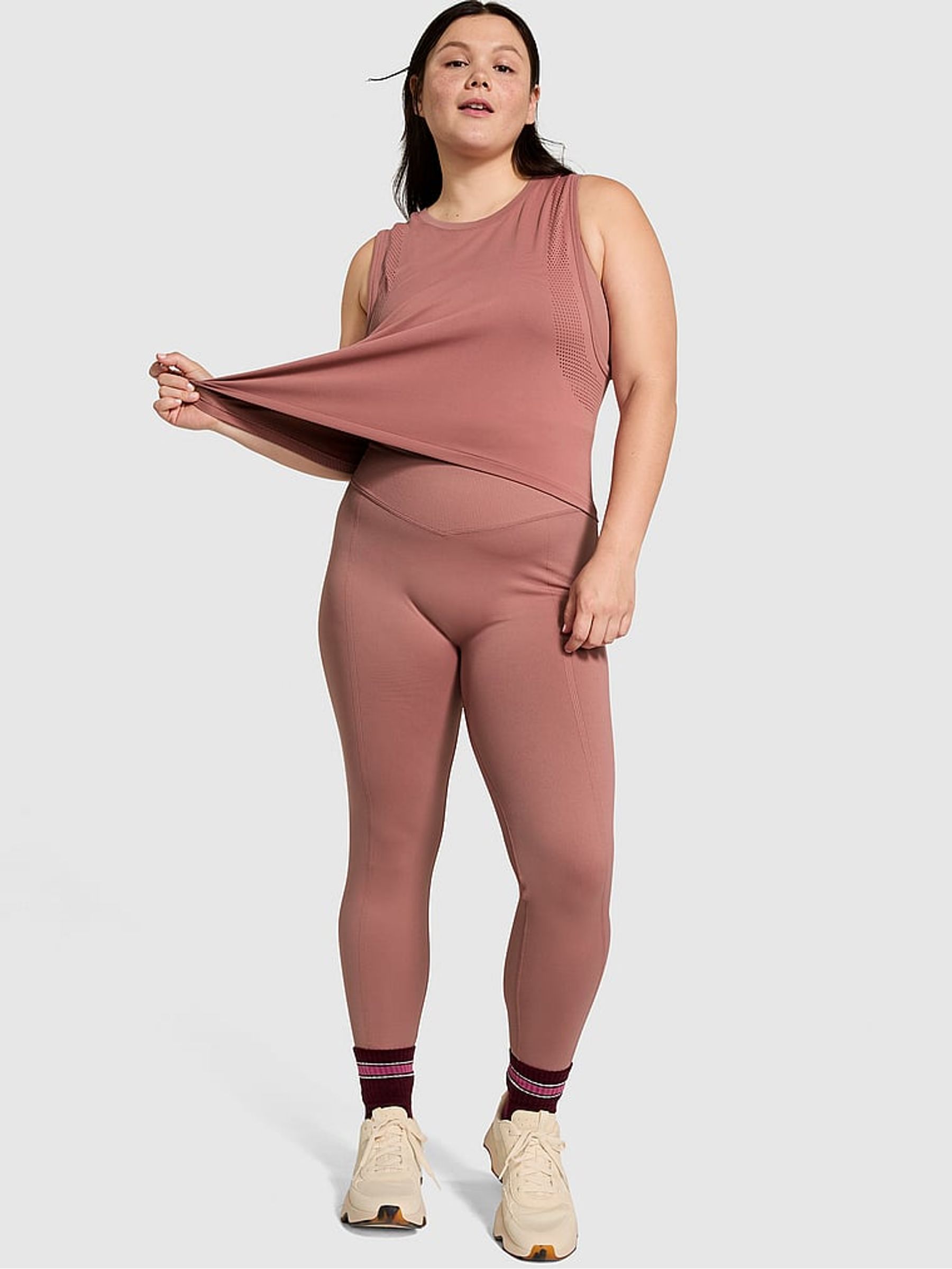 Winsor Rose Seamless Muscle Tank Top - Image 3 of 4