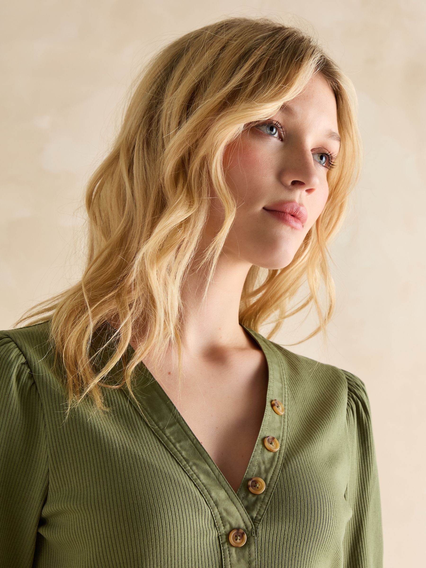 Tabitha Khaki Green Ribbed V-Neck Top With Puff Sleeves - Image 4 of 6