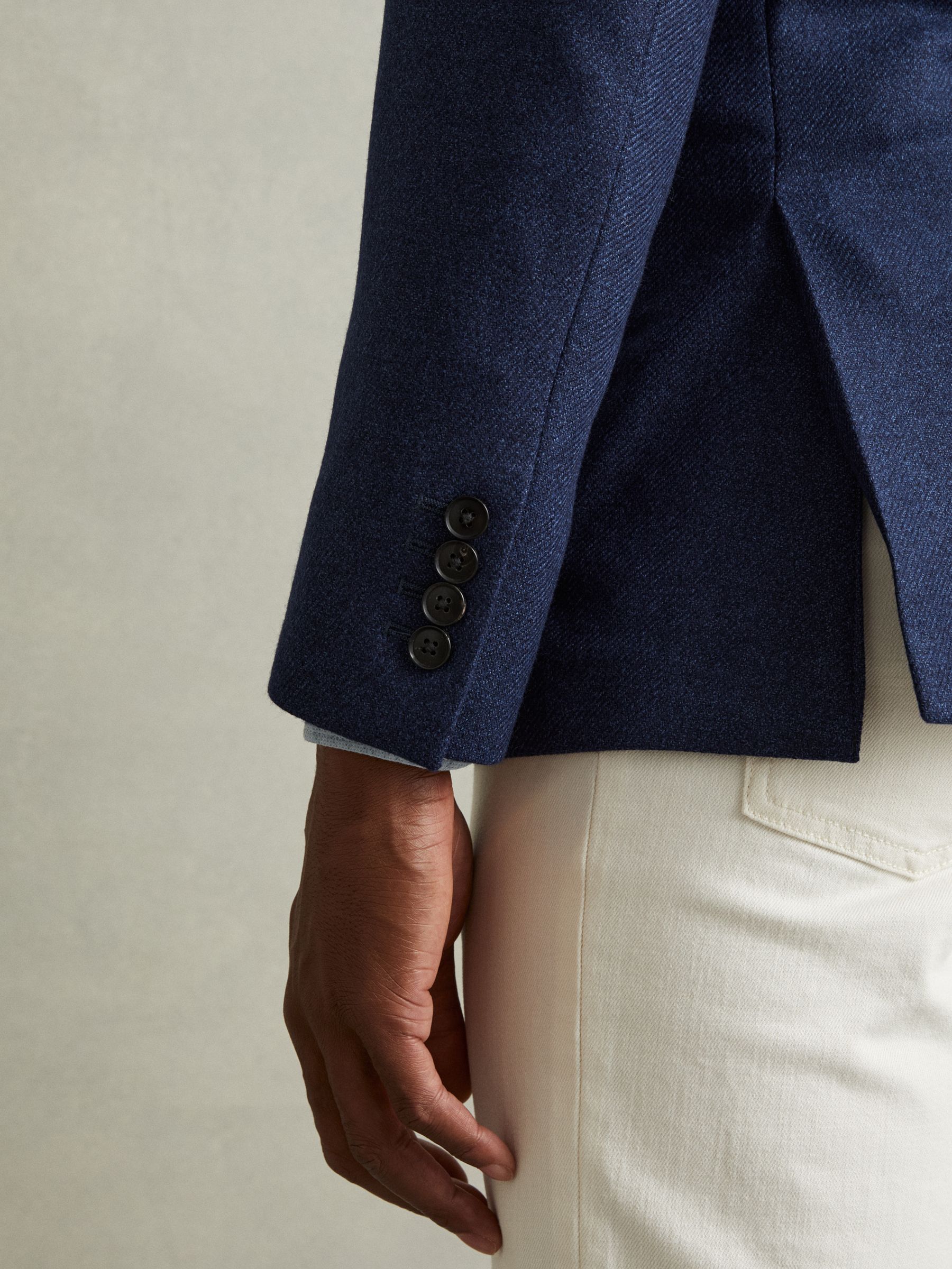 Single Breasted Wool-Silk Blazer Slim Fit in Bright Indigo Melange - Image 4 of 7