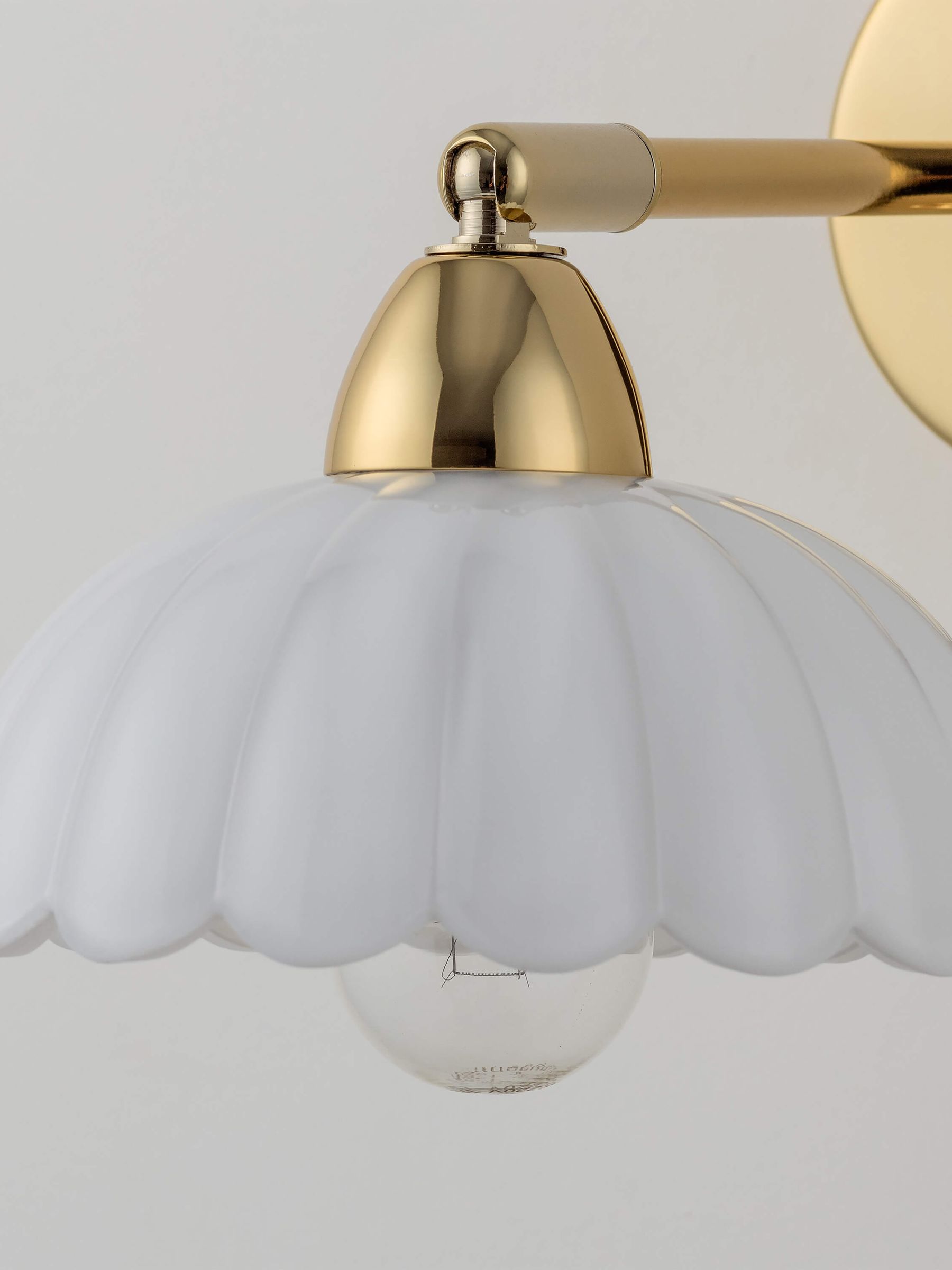 Houseof. White And Brass Flower Sconce Wall Light - Image 6 of 6