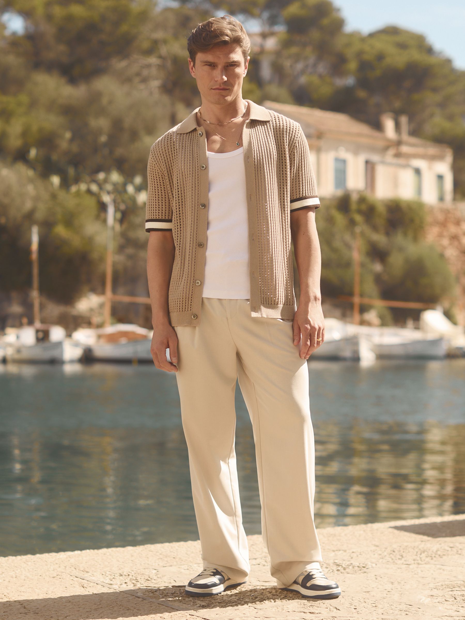 Reiss | Ché Open-Stitch Cuban Collar Shirt in Camel - Image 3 of 6