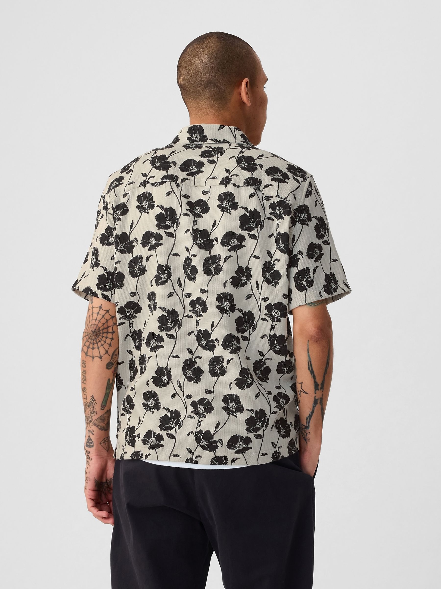 Neutral/Black Textured Resort Short Sleeve Shirt - Image 2 of 4