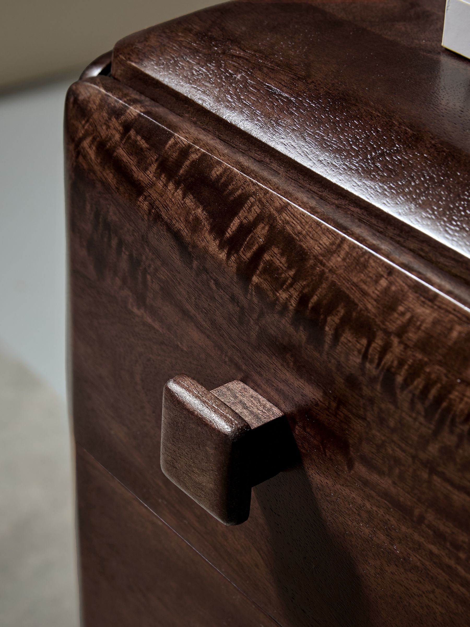 Payton Mango Wood 3 Drawer Chest of Drawers in Brown - Image 3 of 6