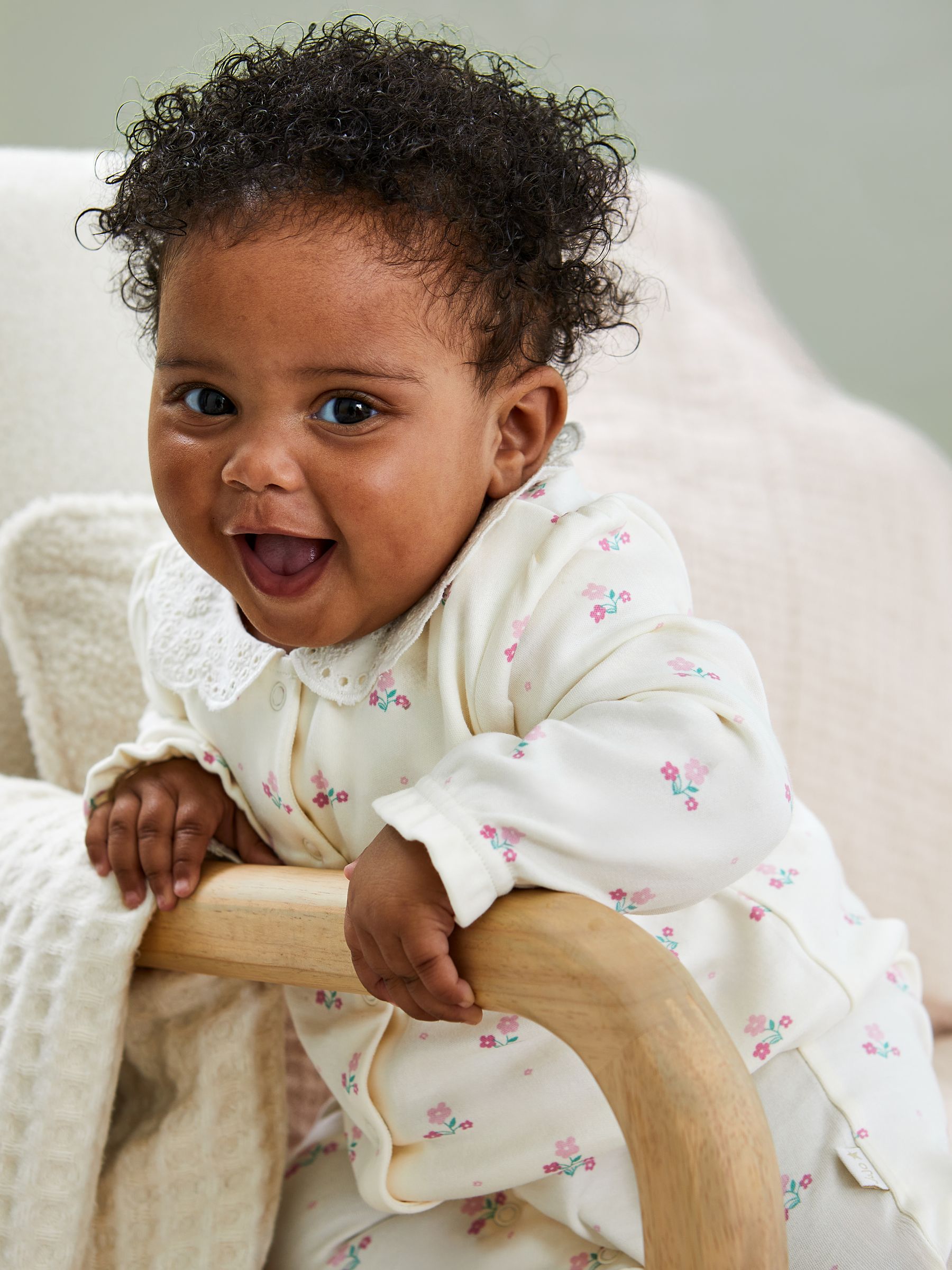 White Floral Pretty Printed Collar Sleepsuit - Image 2 of 7
