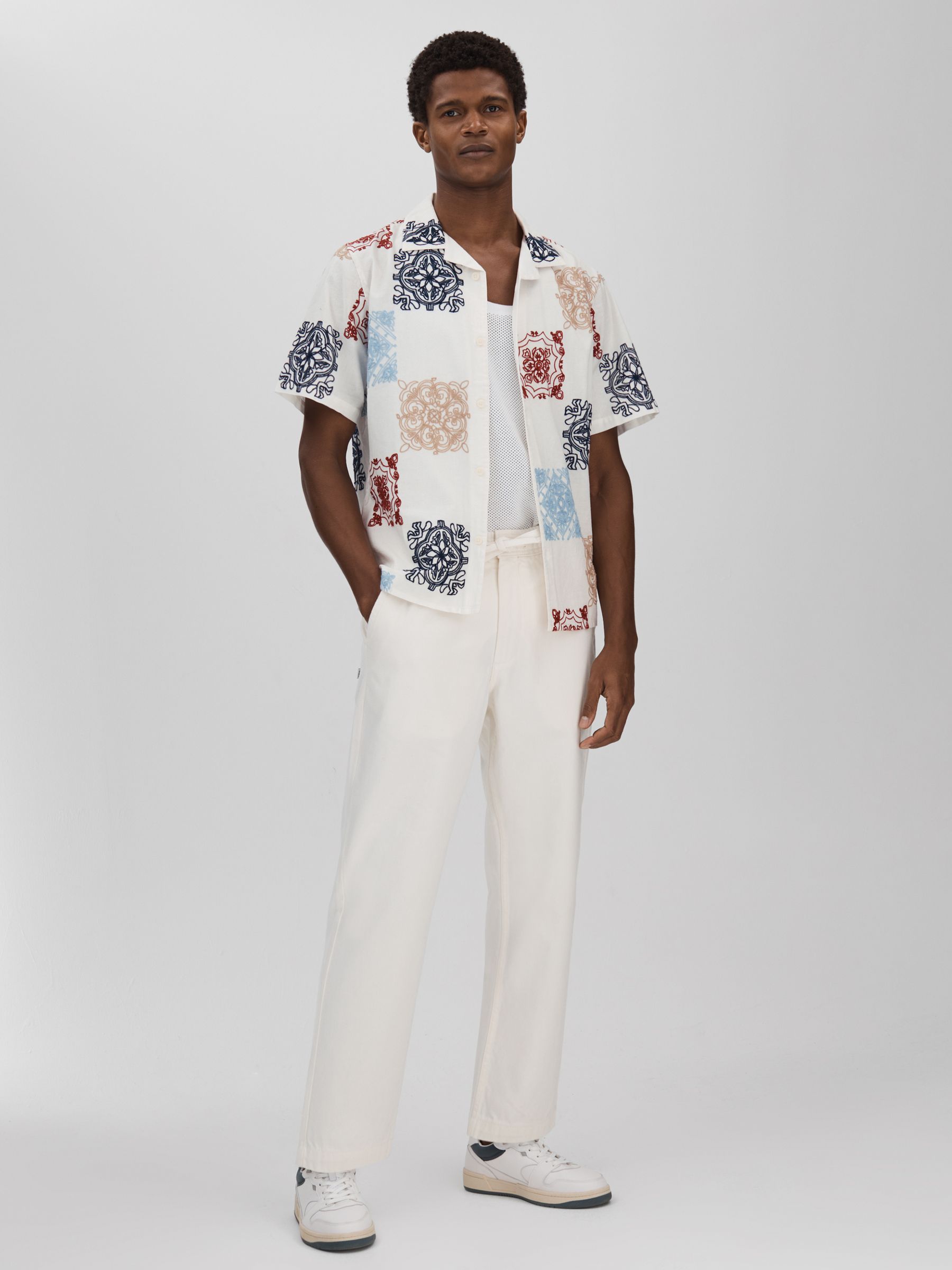 Wax London Relaxed Cotton Linen Embroidered Shirt in Multi - Image 3 of 6
