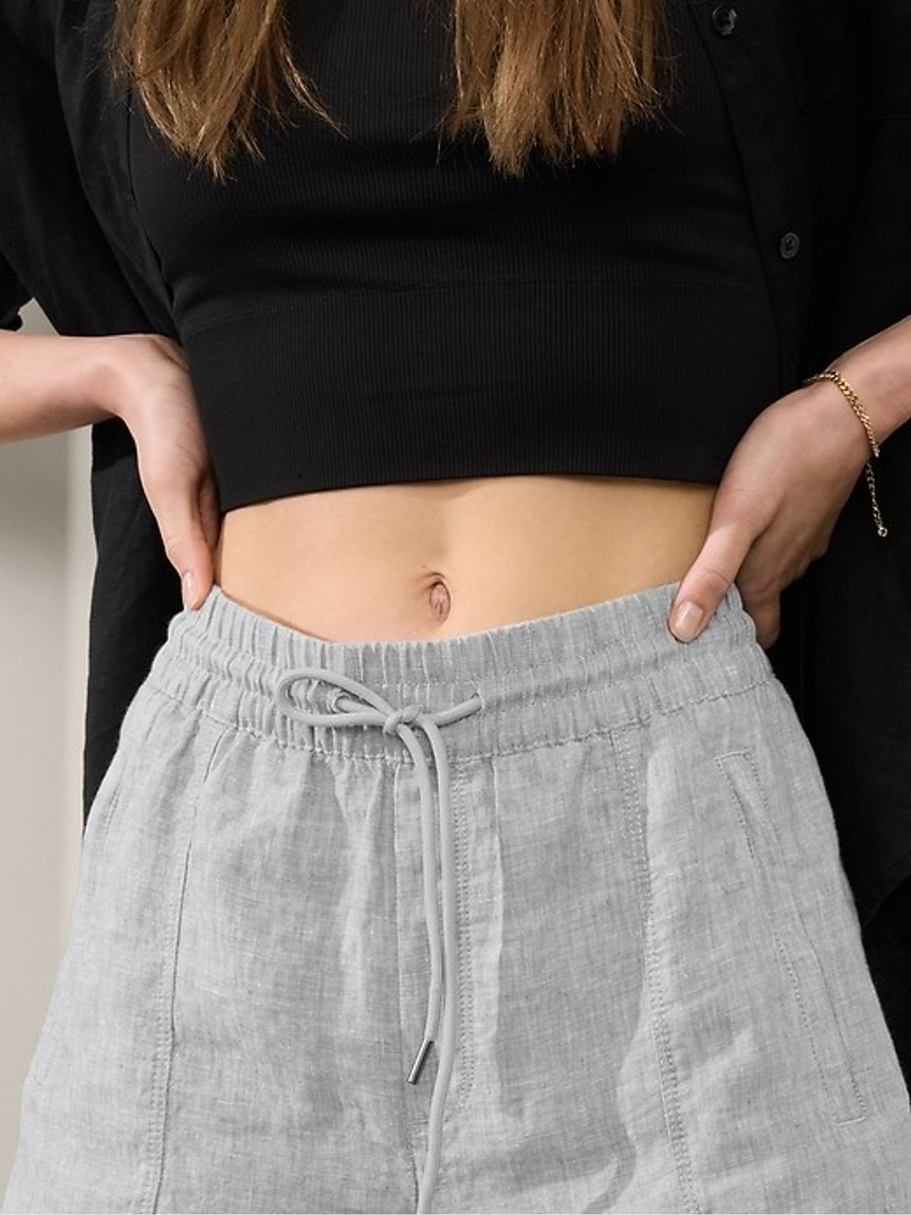 Athleta Grey Retreat 100% Linen Mid Rise Shorts - Image 2 of 3