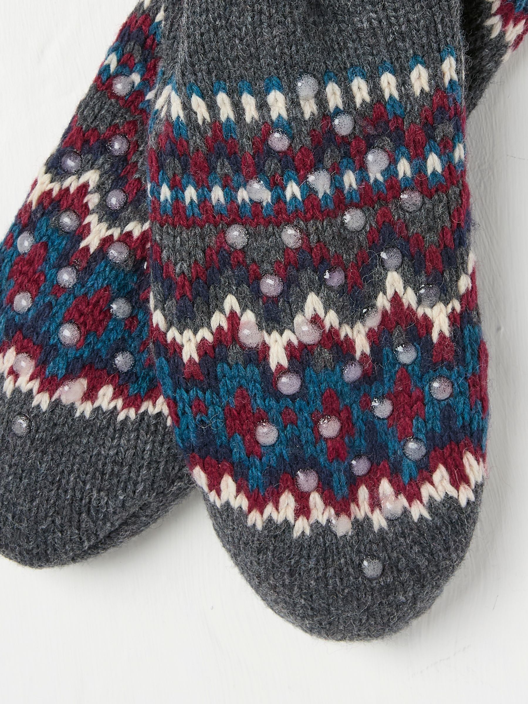 Grey Mens Fair Isle Pattern Bedsocks - Image 2 of 2