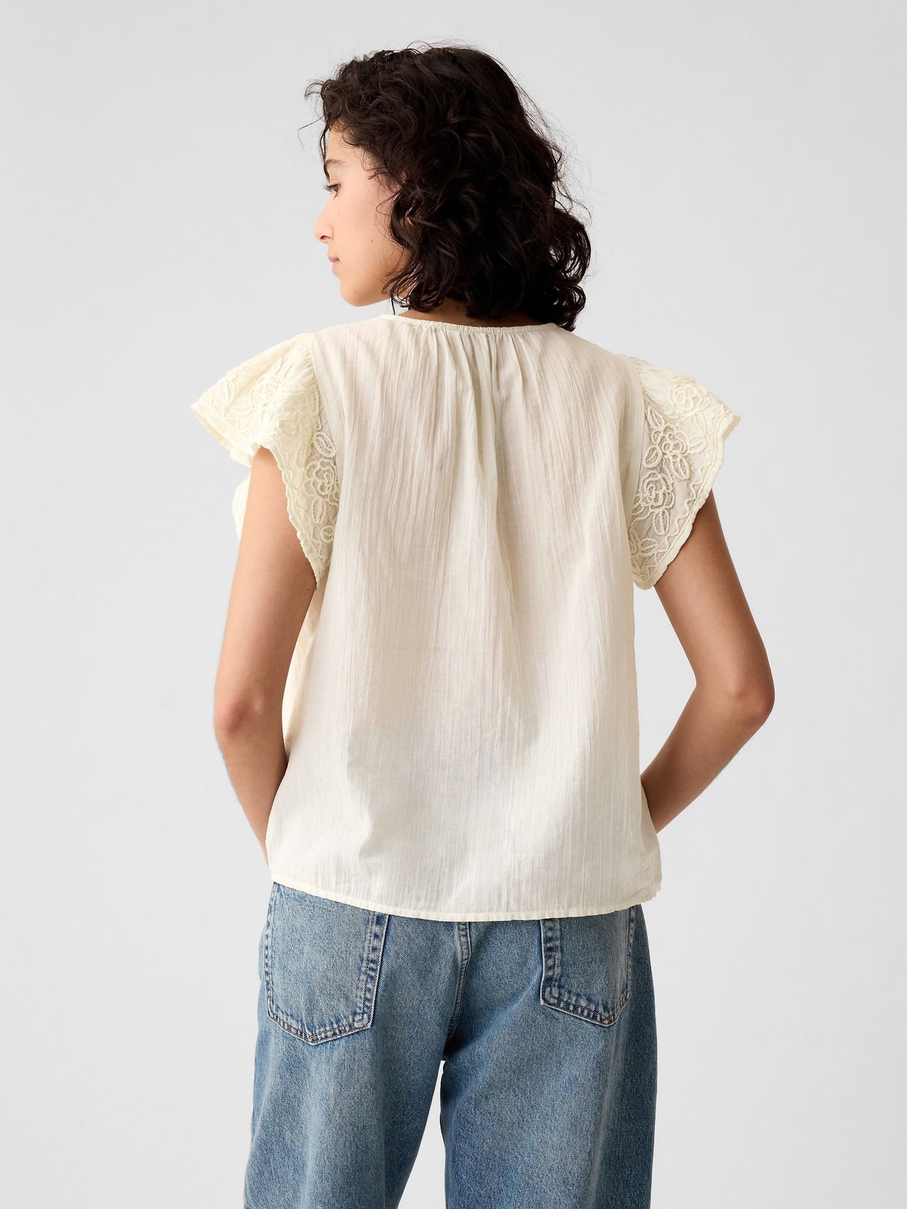 Cream Crinkle Gauze Embroidered Cropped Shirt - Image 2 of 5