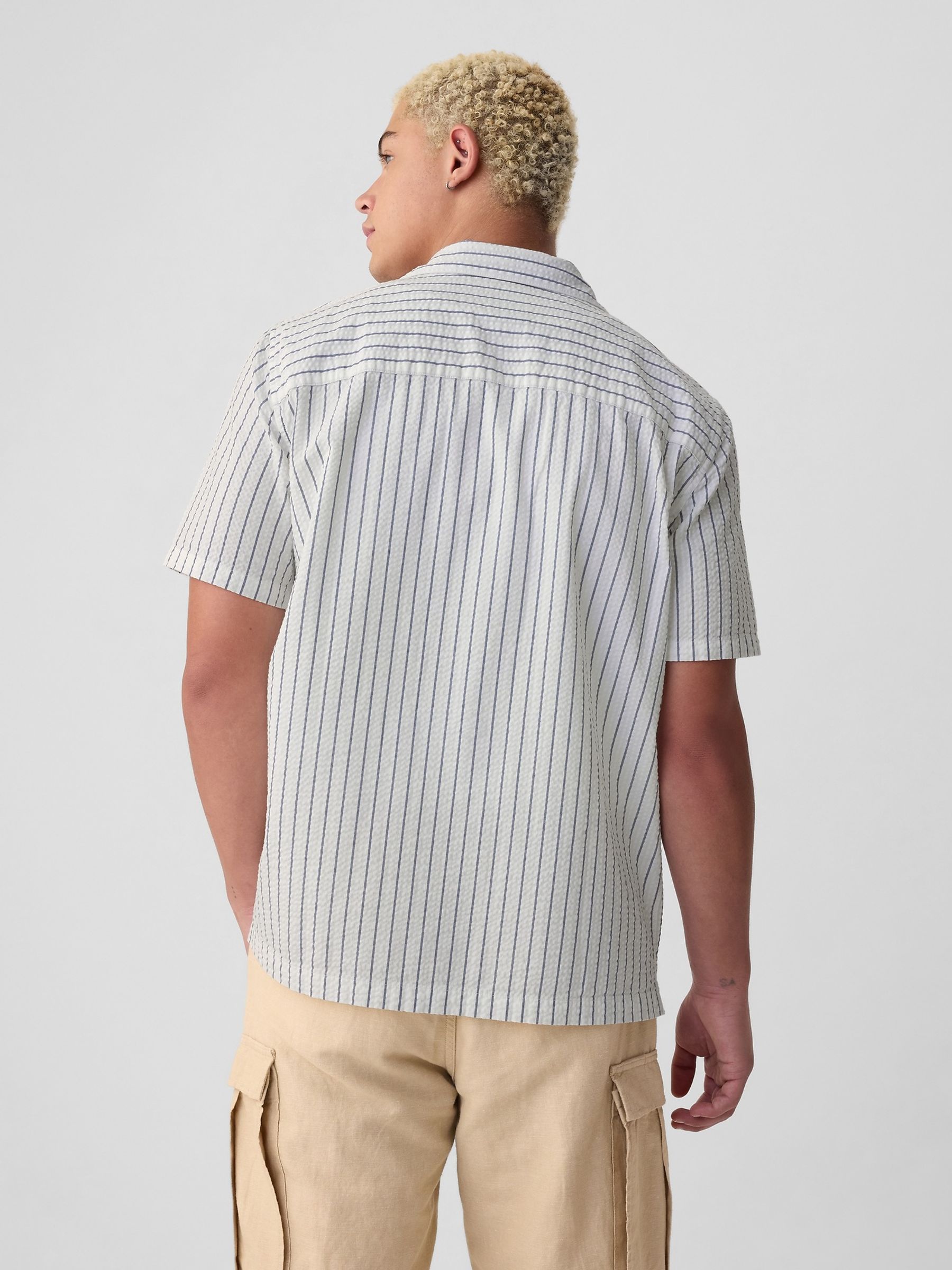 Grey Oxford Short Sleeve Shirt - Image 2 of 4 Grey Oxford Short Sleeve Shirt - Image 2 of 4