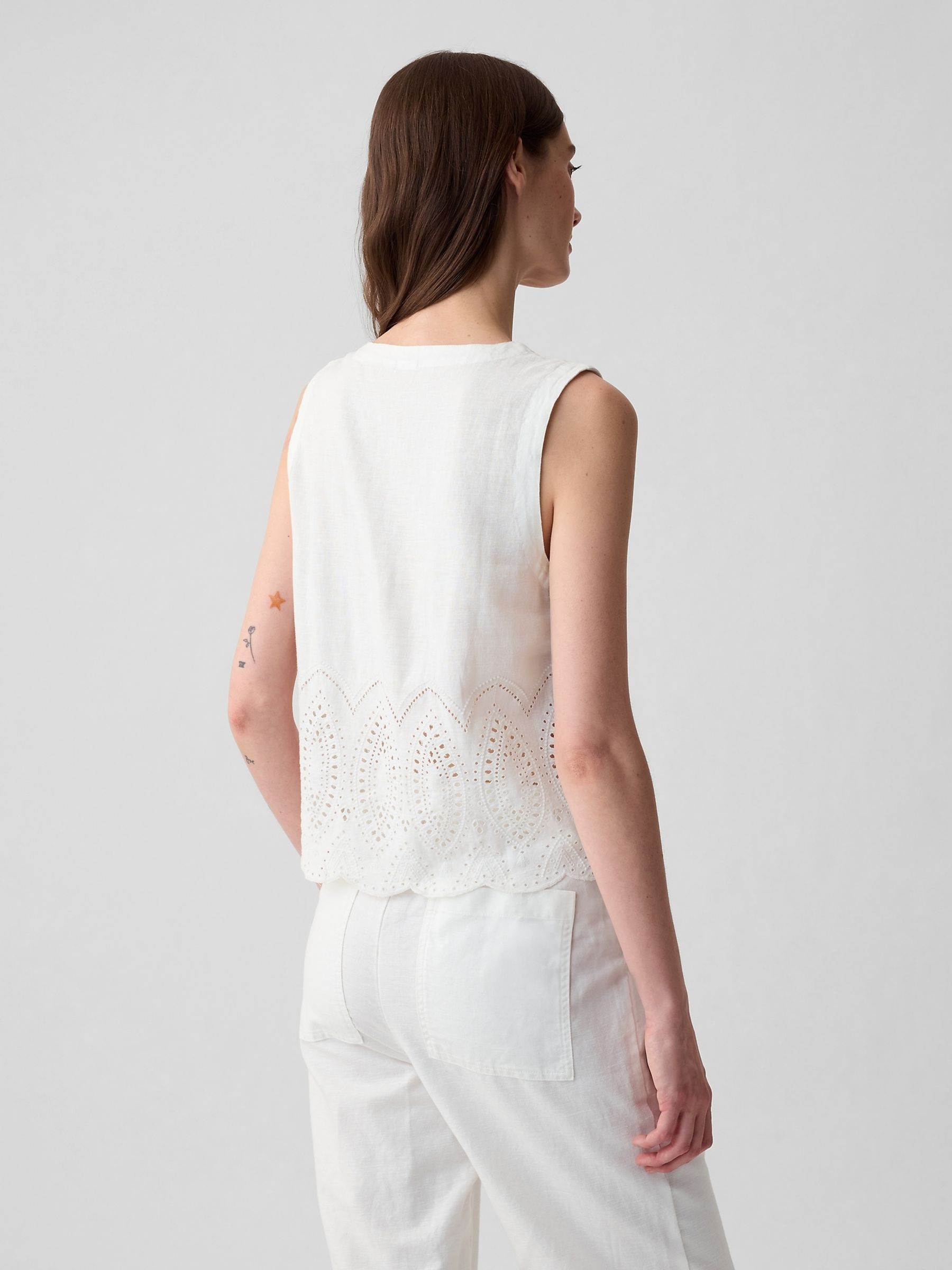 White Linen Blend Waistcoat Vest - Image 2 of 5