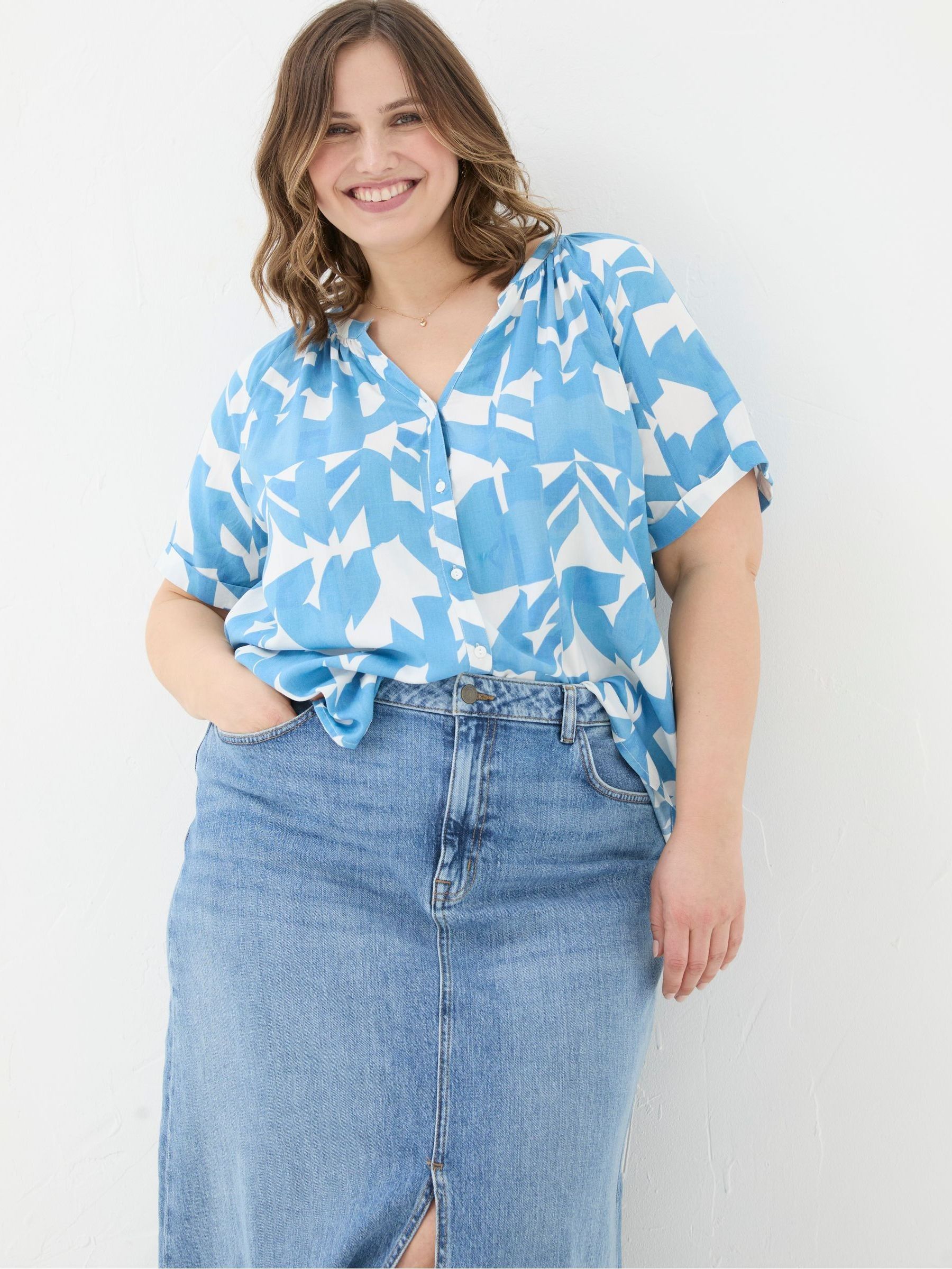 Willow Blue Med Geo Blouse - Image 4 of 5