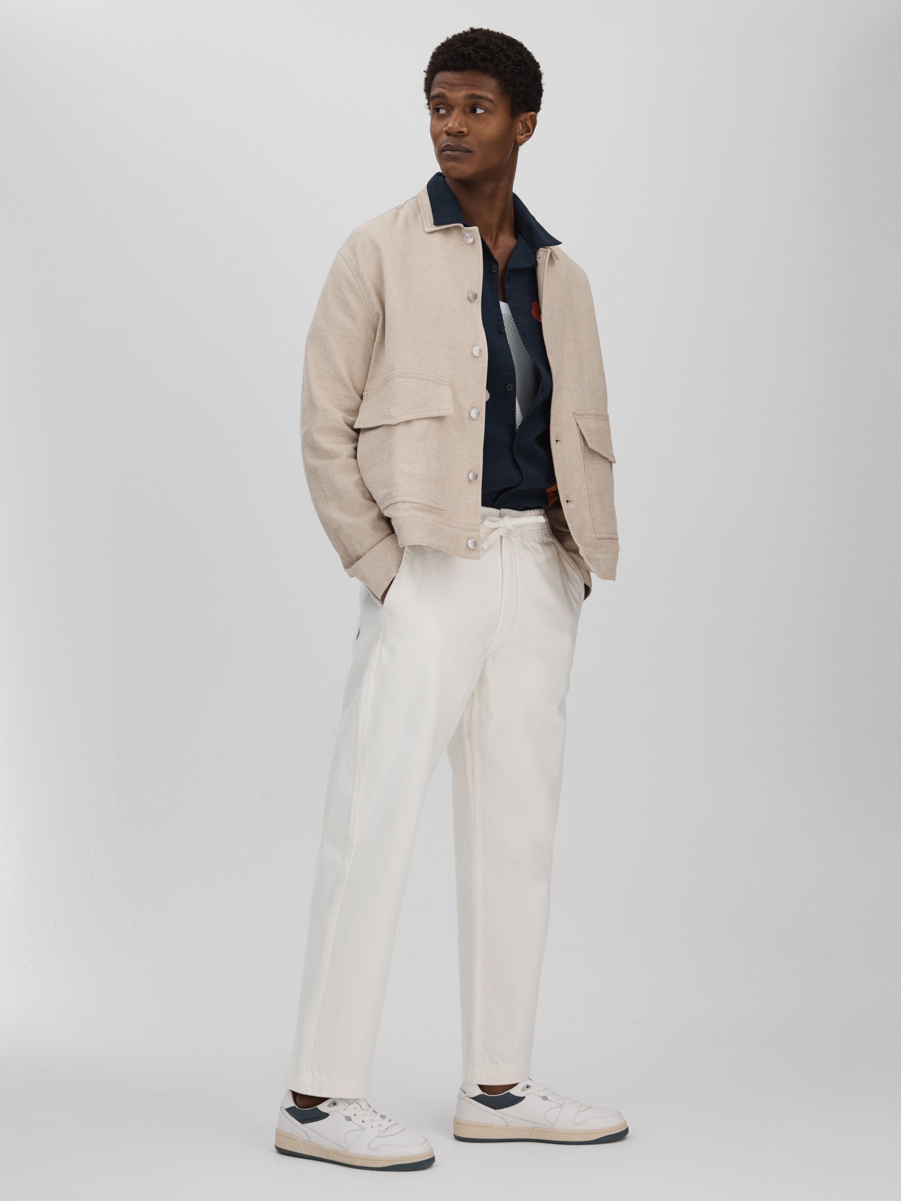 Wax London Relaxed Cotton Linen Applique Shirt in Navy - Image 3 of 6