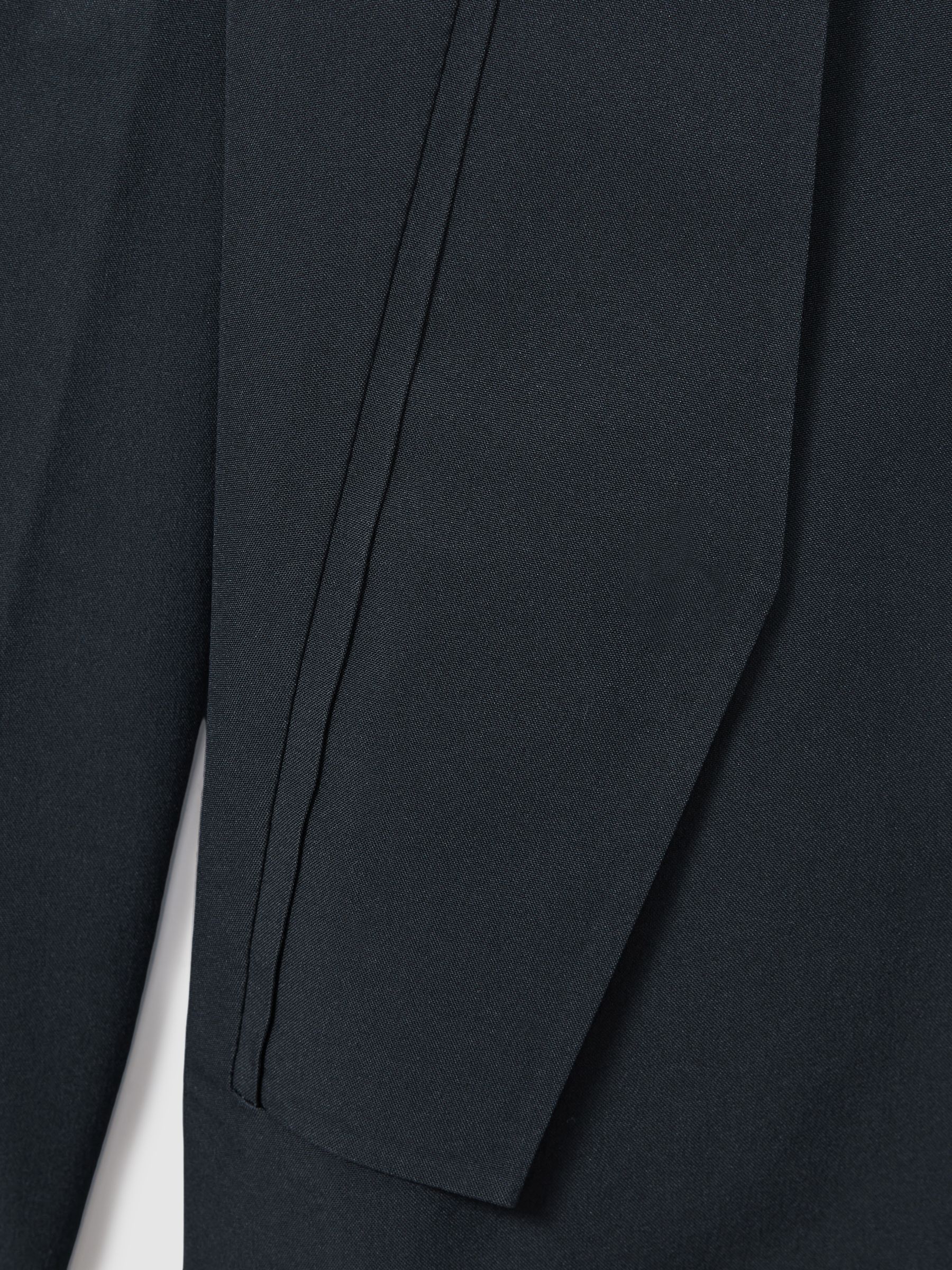 Scandinavian Edition Wind and Waterproof Jacket in Midnight - Image 2 of 6 Scandinavian Edition Wind and Waterproof Jacket in Midnight - Image 2 of 6