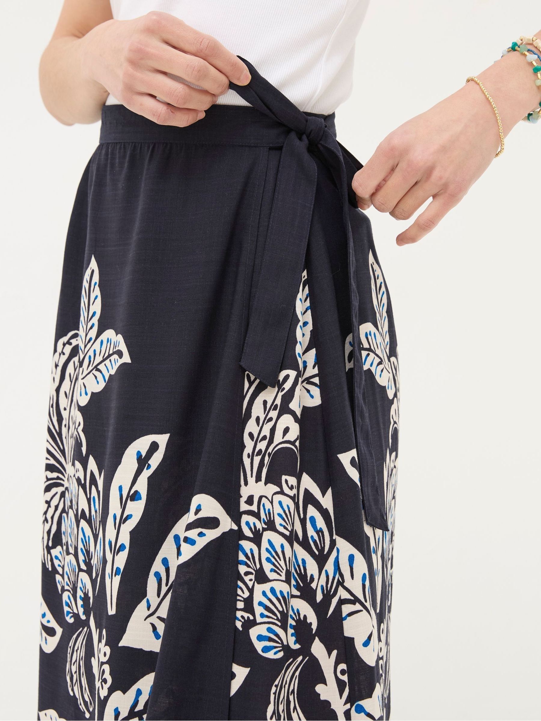 Blakely Blue Damask Placement Midi Skirt - Image 4 of 5
