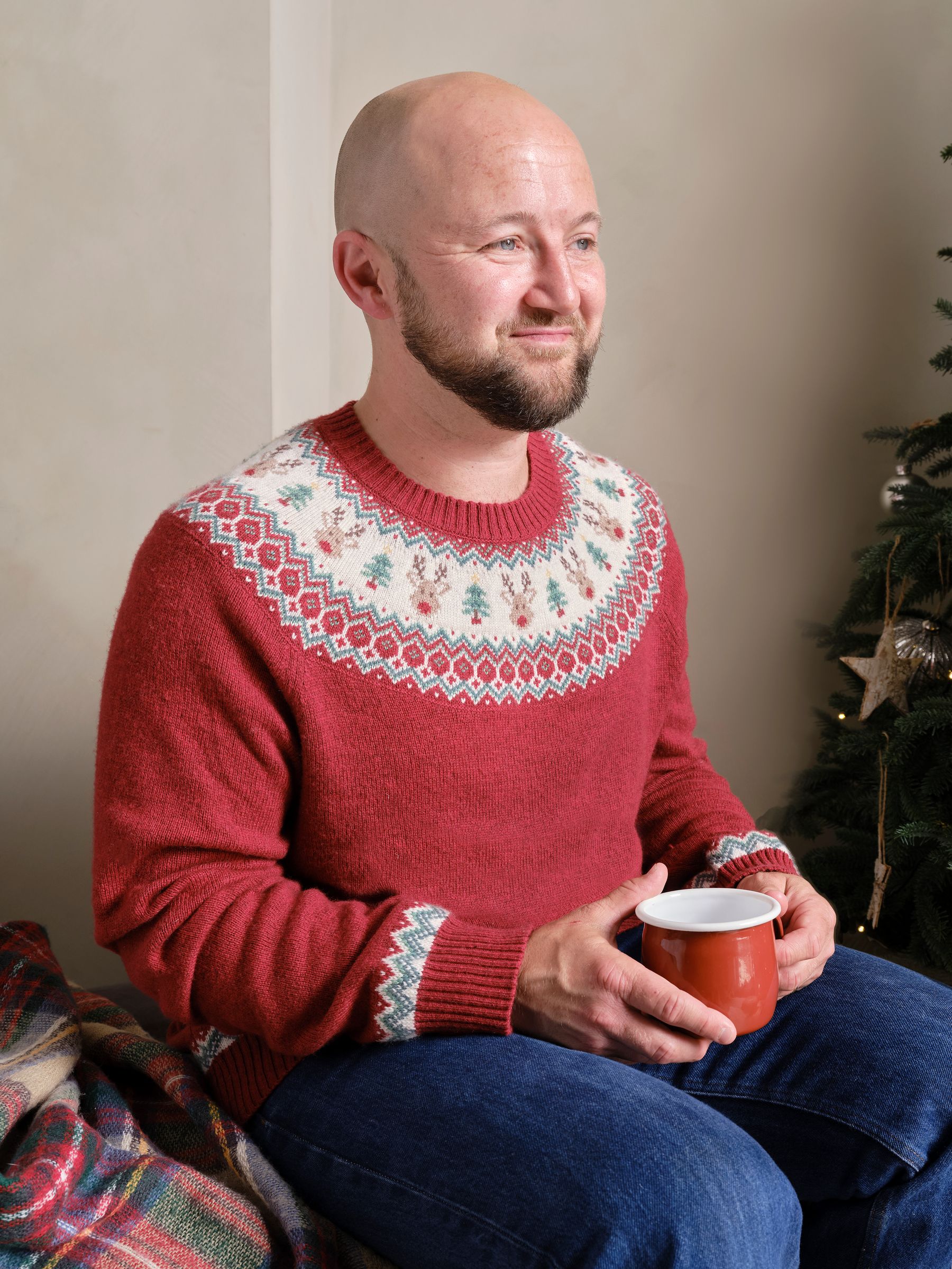 Red Men's Reindeer Fair Isle Pattern Jumper - Image 1 of 4
