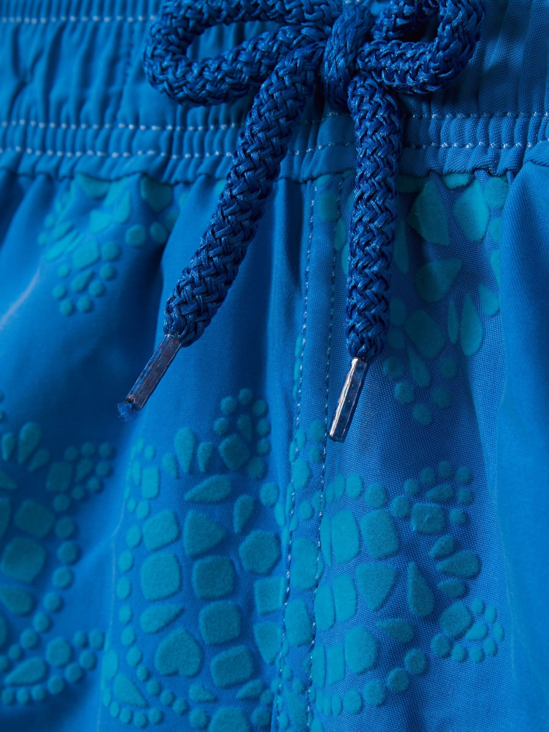 Vilebrequin Foldable Turtle Print Swim Shorts in Palace Blue - Image 2 of 2