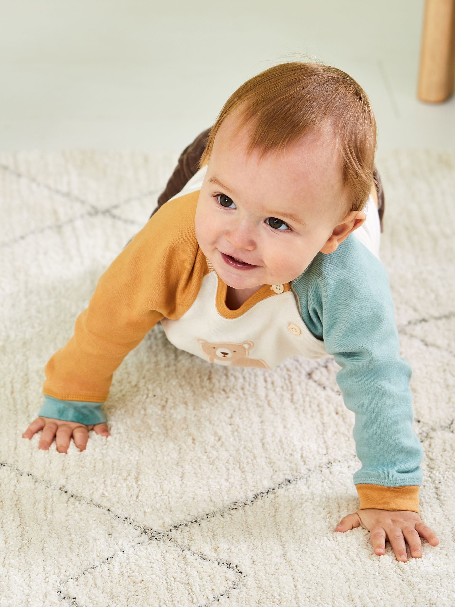 Ecru Bear Sweatshirt & Cosy Trouser Baby Set - Image 10 of 10