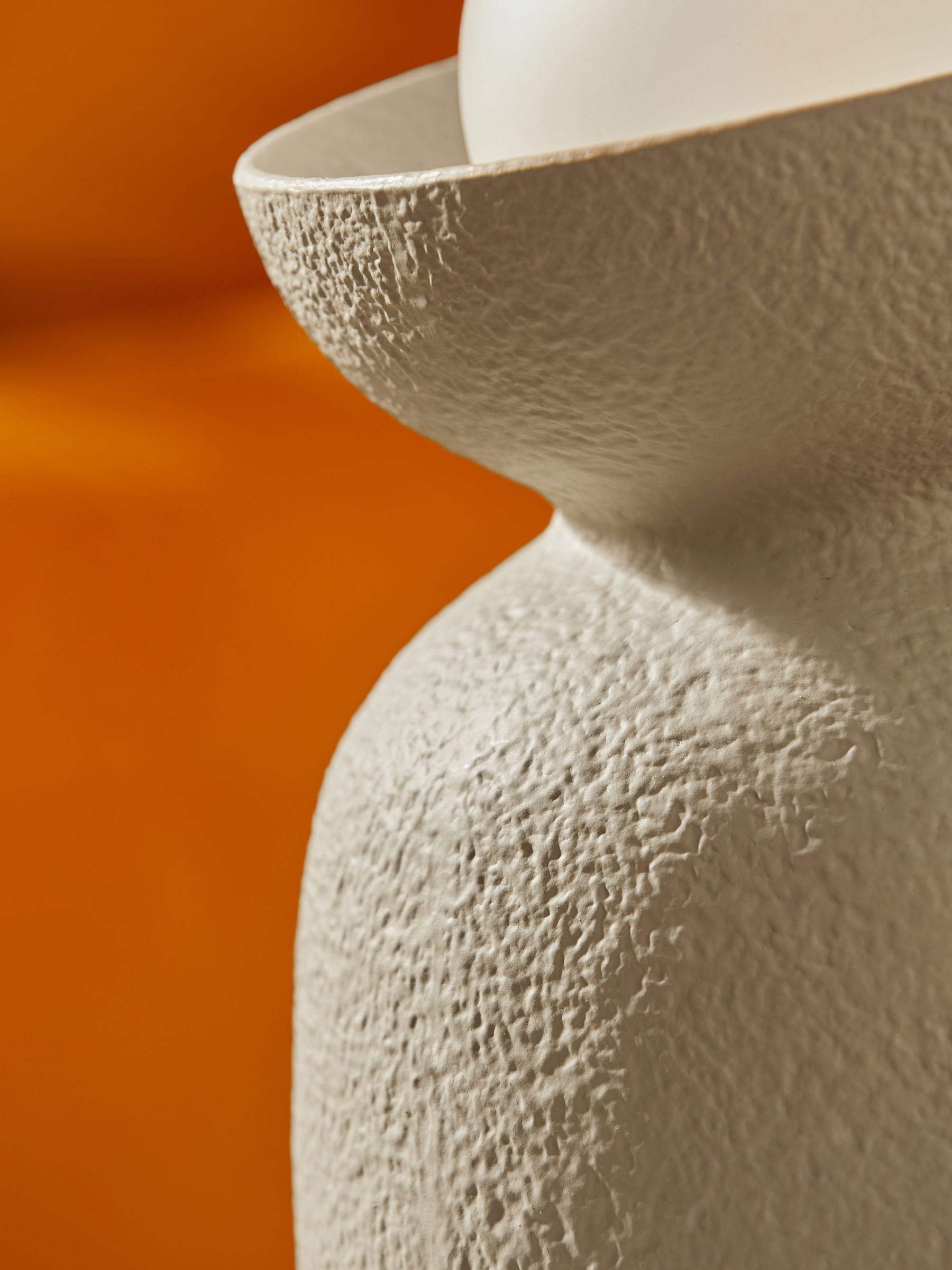 Vera Table Lamp in Cream - Image 3 of 5