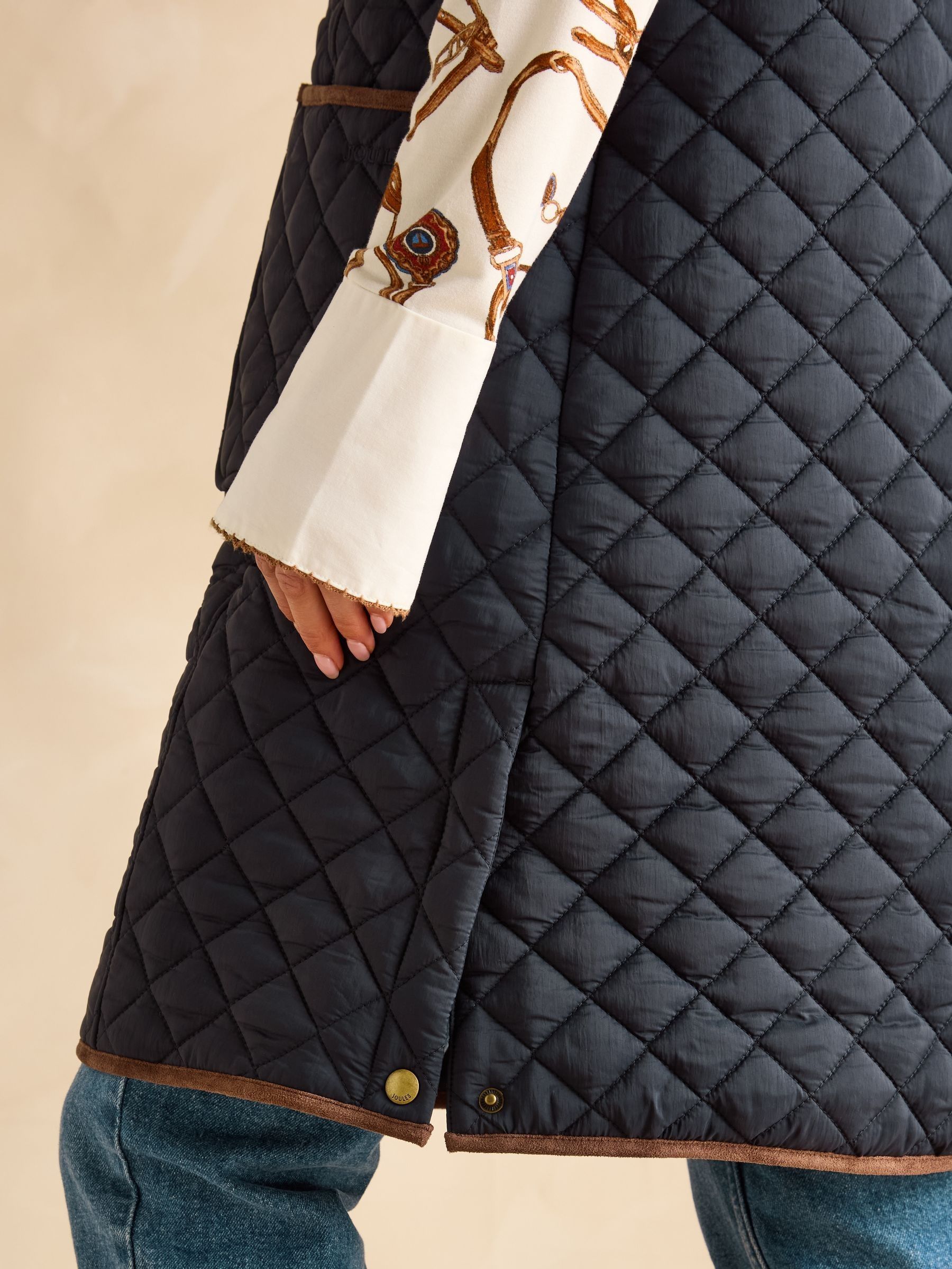 Sutton Navy Blue Showerproof Longline Diamond Quilted Gilet - Image 5 of 9