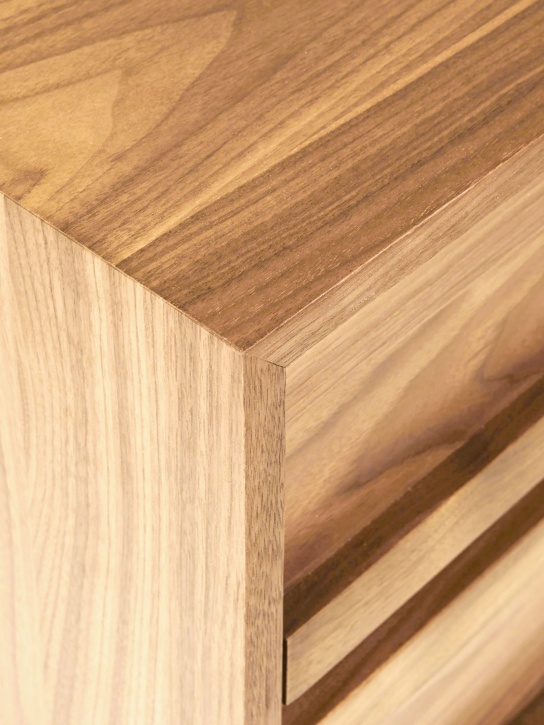 Jasper Conran London Oak 2 Drawer Belgrave Walnut 2 Drawer Bedside - Image 9 of 10