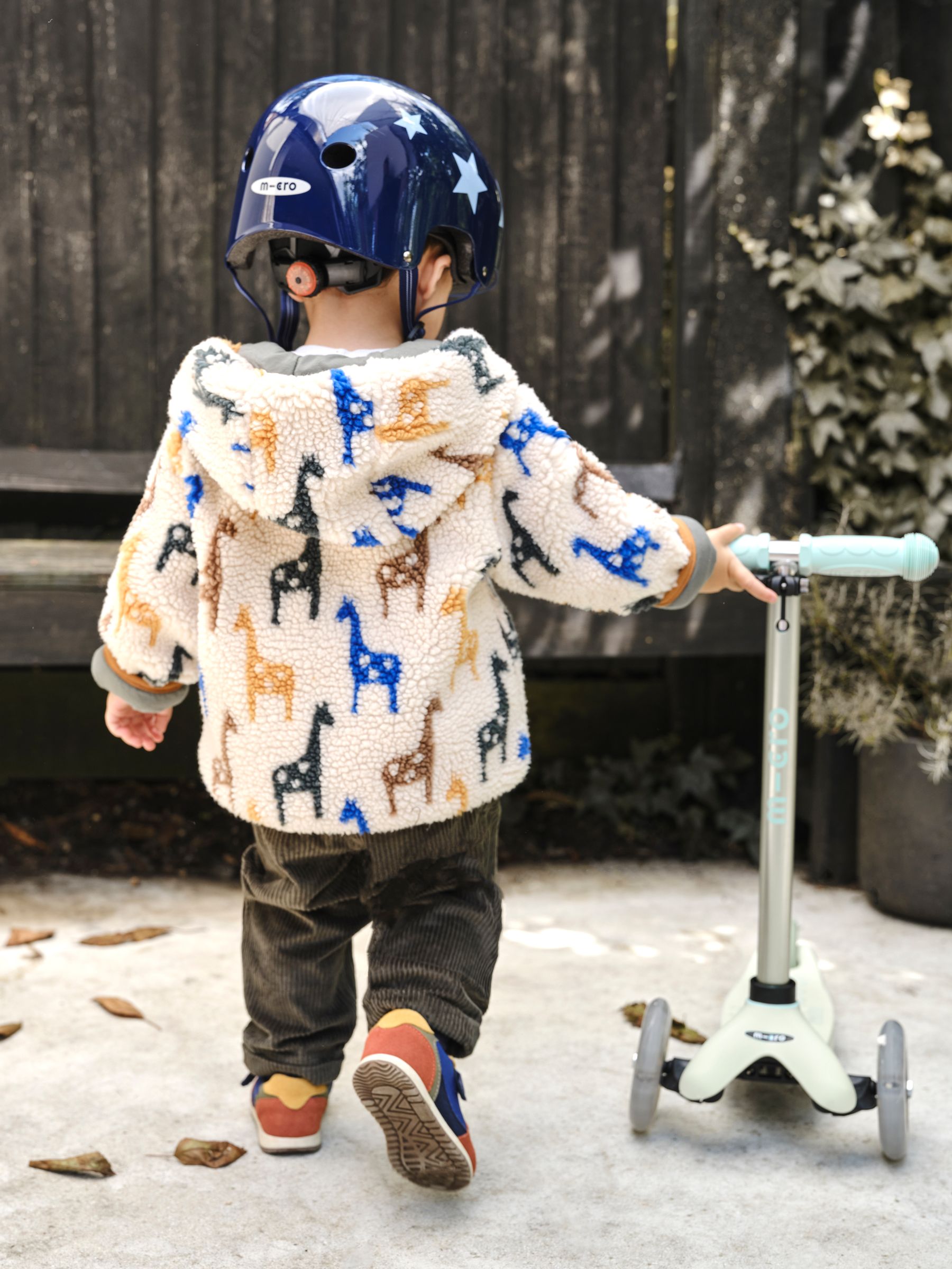 Natural Giraffe Printed Fleece - Image 6 of 10