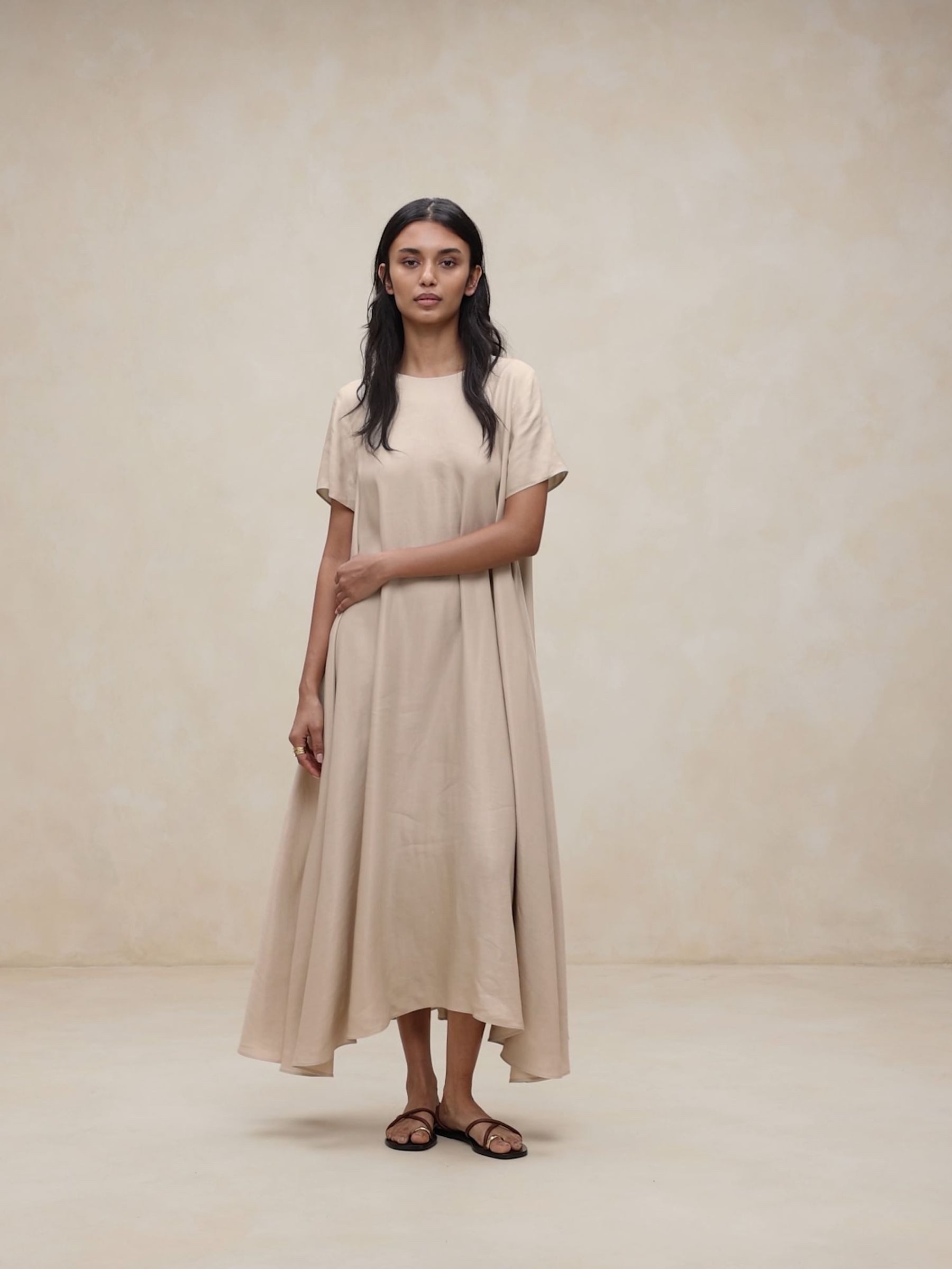 Banana Republic Beige Aurelia Linen-Blend Maxi Dress - Image 4 of 5