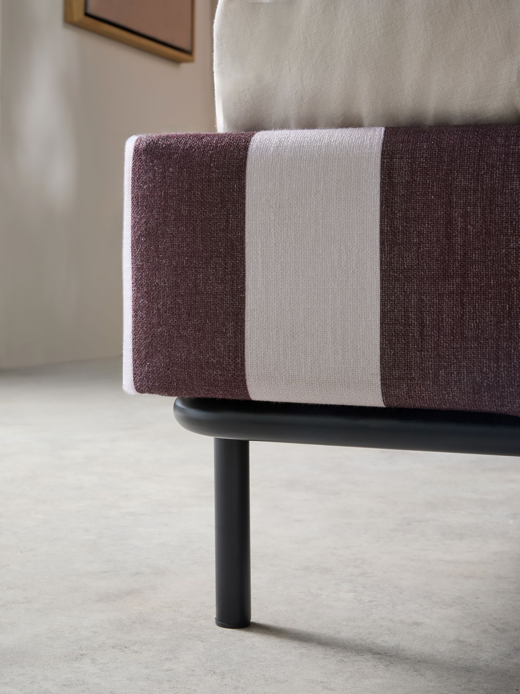 Brown Stripe Bed Harlow Bed - Image 3 of 6