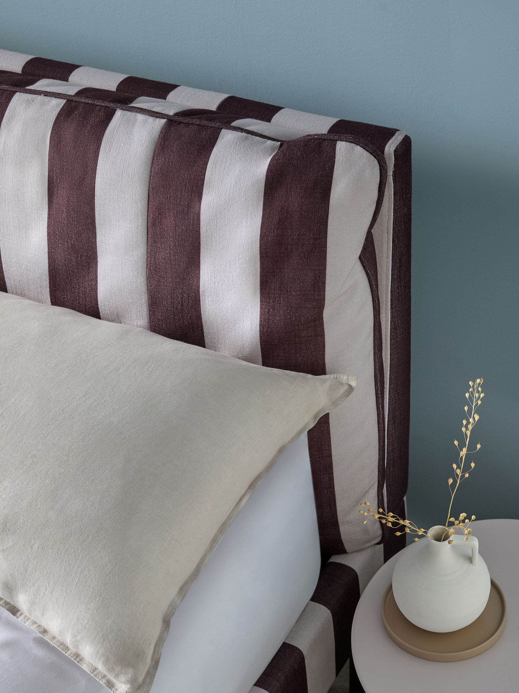 Brown Stripe Bed Harlow Bed - Image 4 of 6