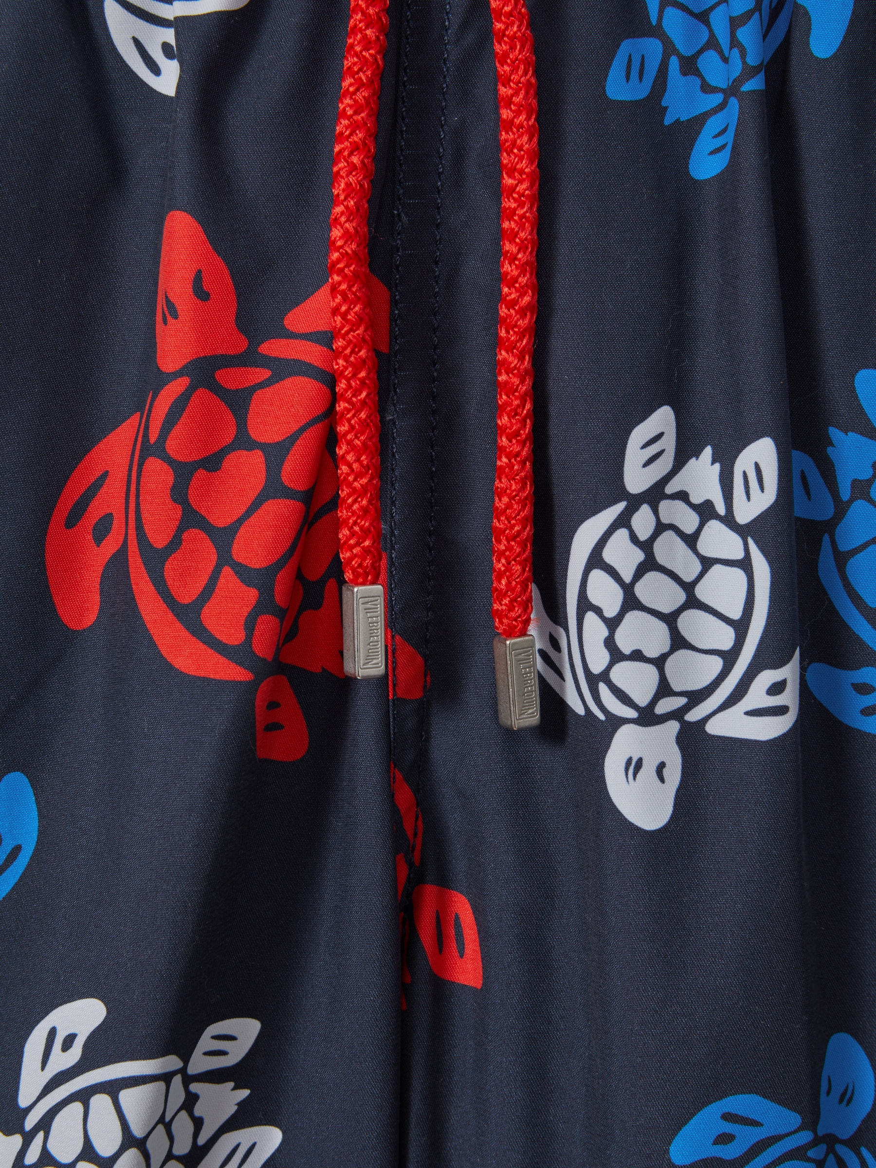 Vilebrequin Turtle Print Drawstring Swim Shorts in Bleu Marine - Image 2 of 2