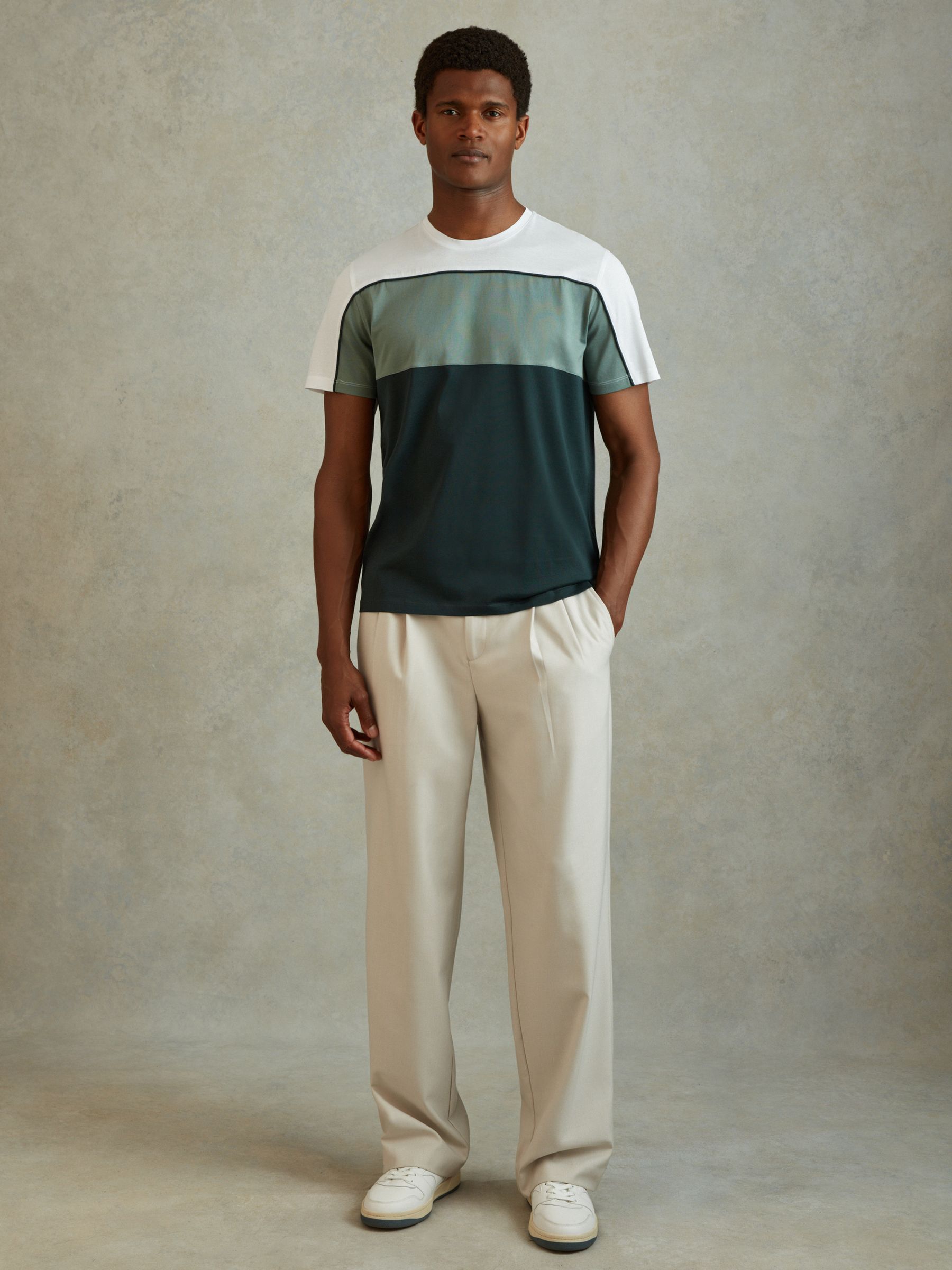 Mercerised Cotton Colourblock Crew Neck T-Shirt in Dark Green/White - Image 3 of 5