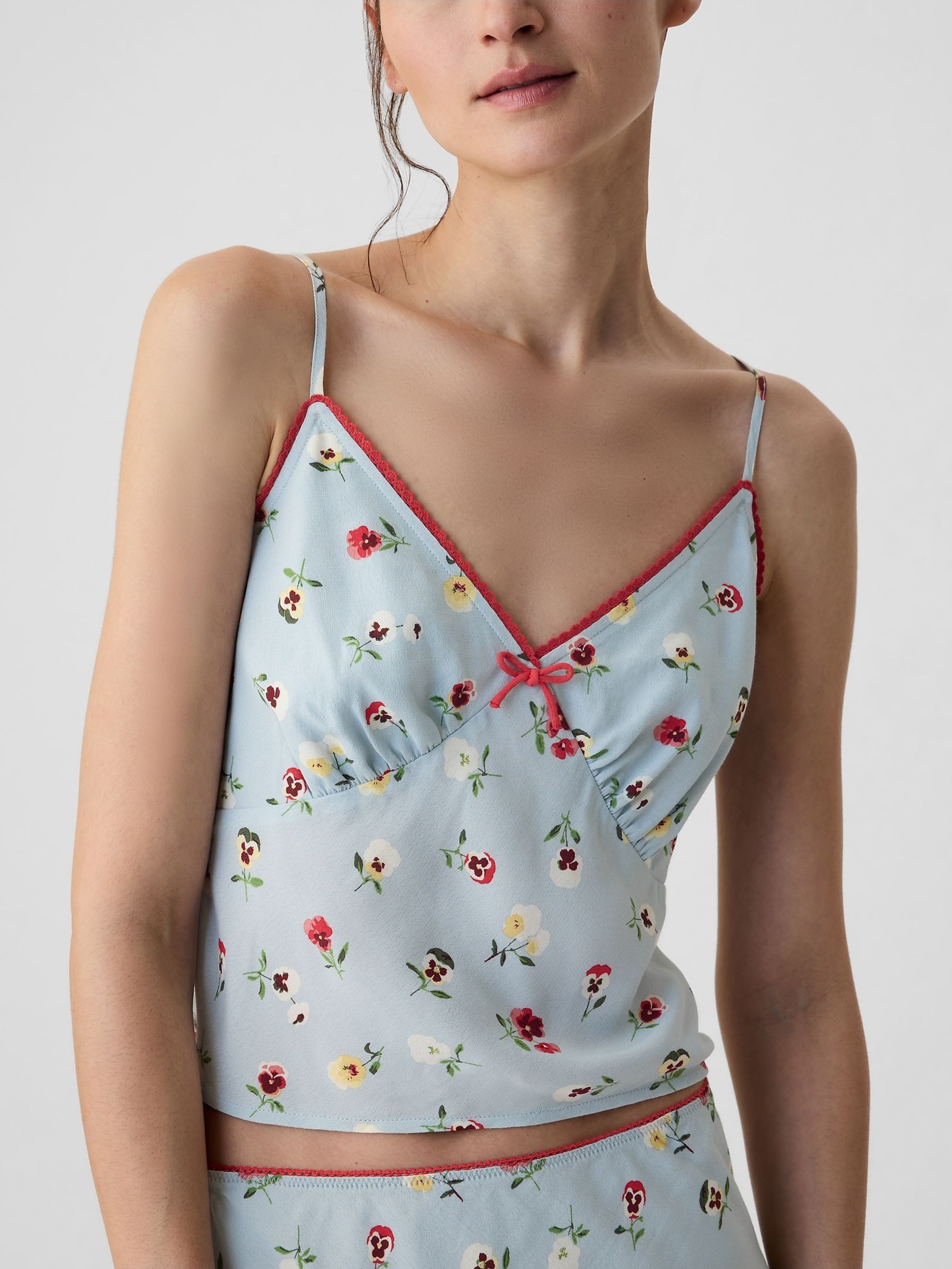 Light Blue DÔEN Cropped Floral Cami - Image 4 of 5