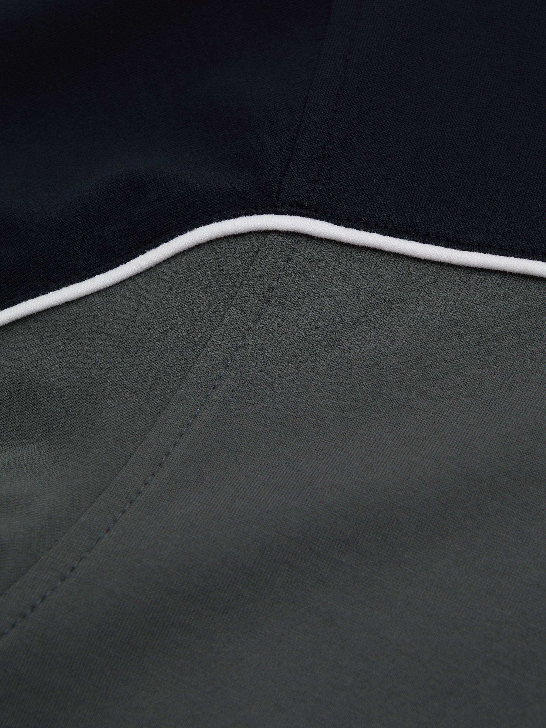 Mercerised Cotton Colourblock Crew Neck T-Shirt in Navy/White - Image 5 of 5