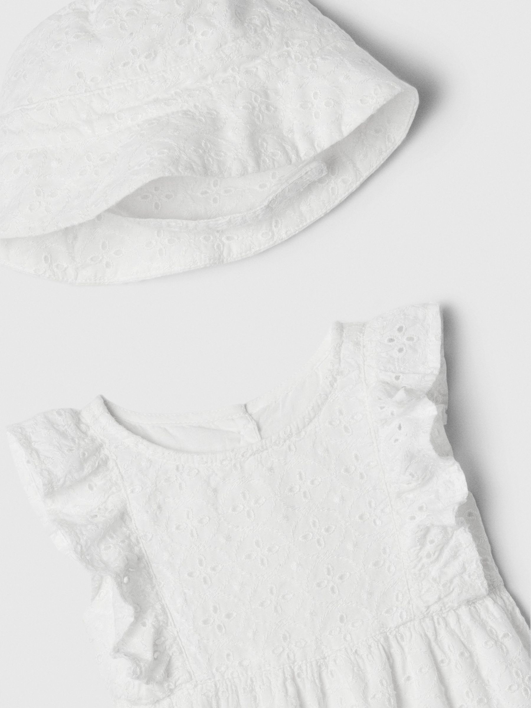 White Linen-Blend Print Rompersuit and Bucket Hat Set (Newborn-24mths) - Image 3 of 3