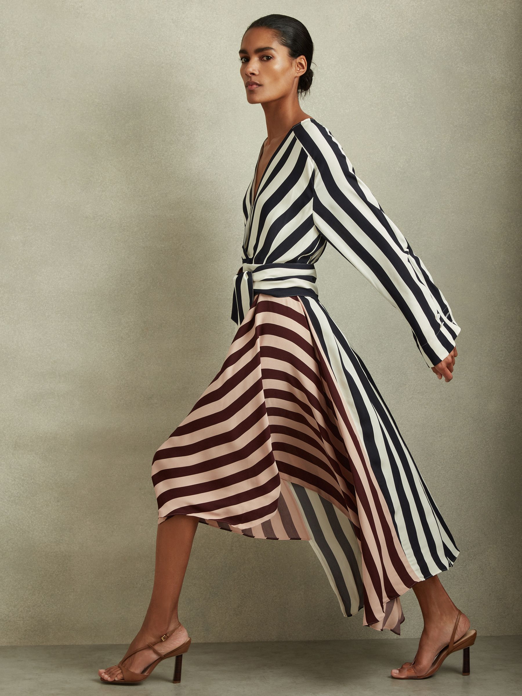 Colourblock Stripe Asymmetric Midi Dress in Navy/Off White - Image 4 of 6