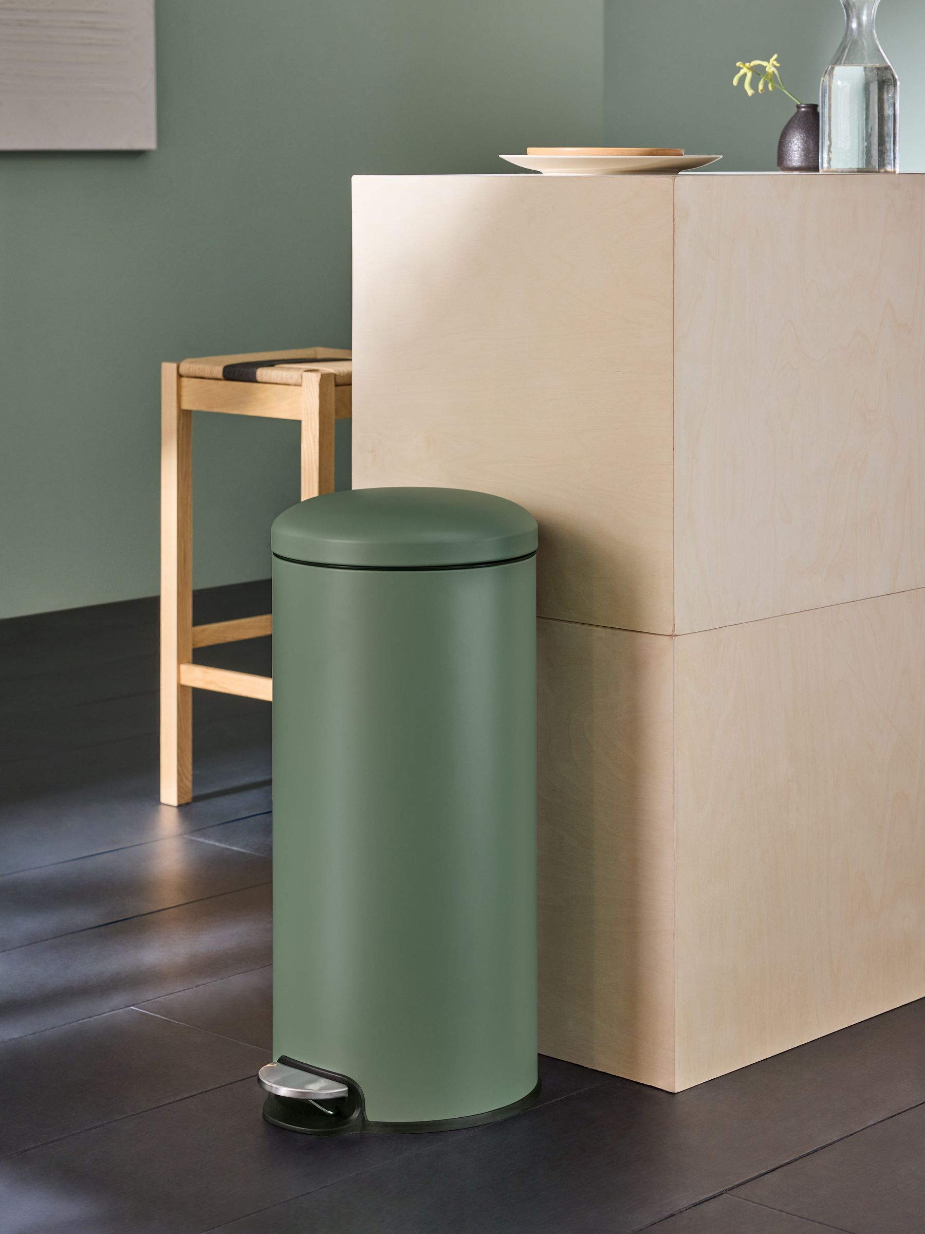 Joss 30L Bin in Green - Image 1 of 5