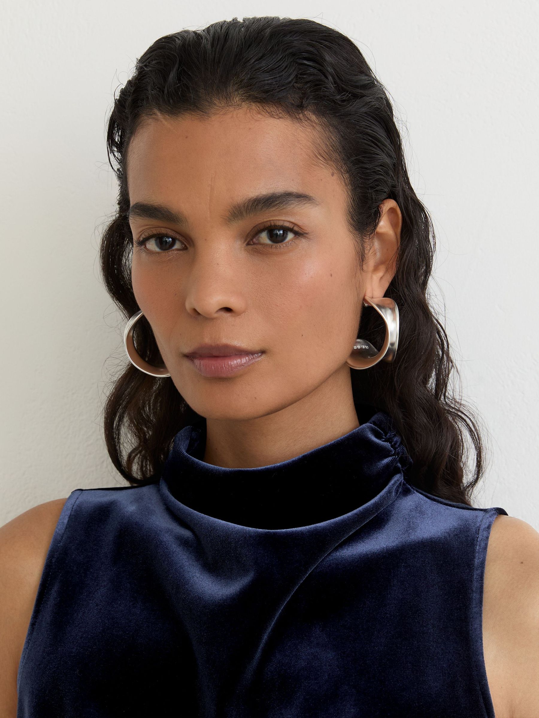 Velvet High-Neck Sleeveless Top in Navy - Image 3 of 6