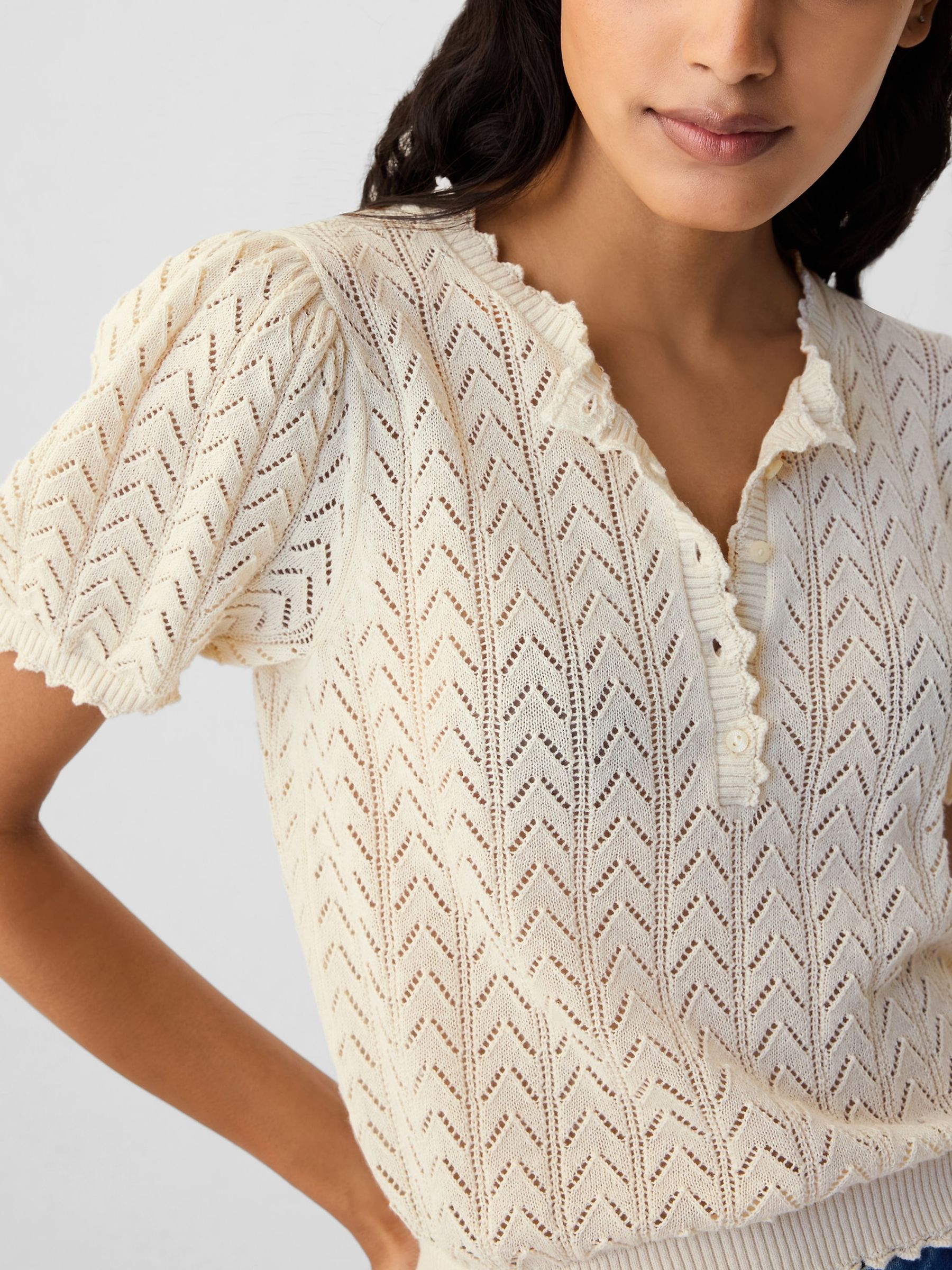 Cream DÔEN Linen-Blend Pointelle Short Sleeve Knit Top - Image 4 of 5