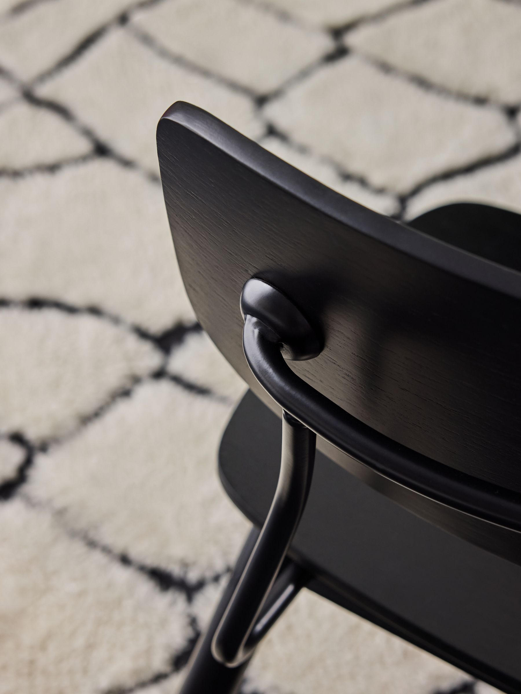 Set of 2 Airi Dining Chairs in Black - Image 2 of 5