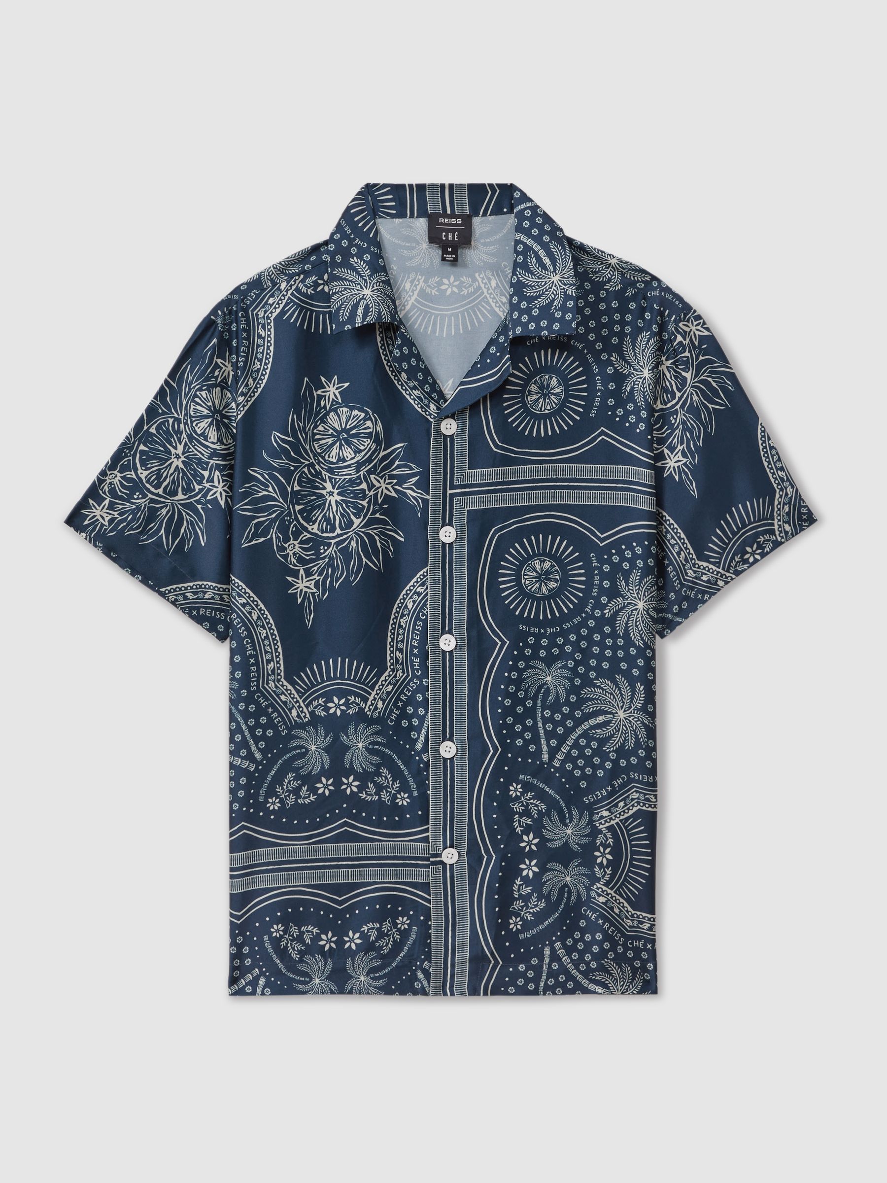 Reiss | Ché Printed Cuban Collar Shirt in Navy/White - Image 2 of 5