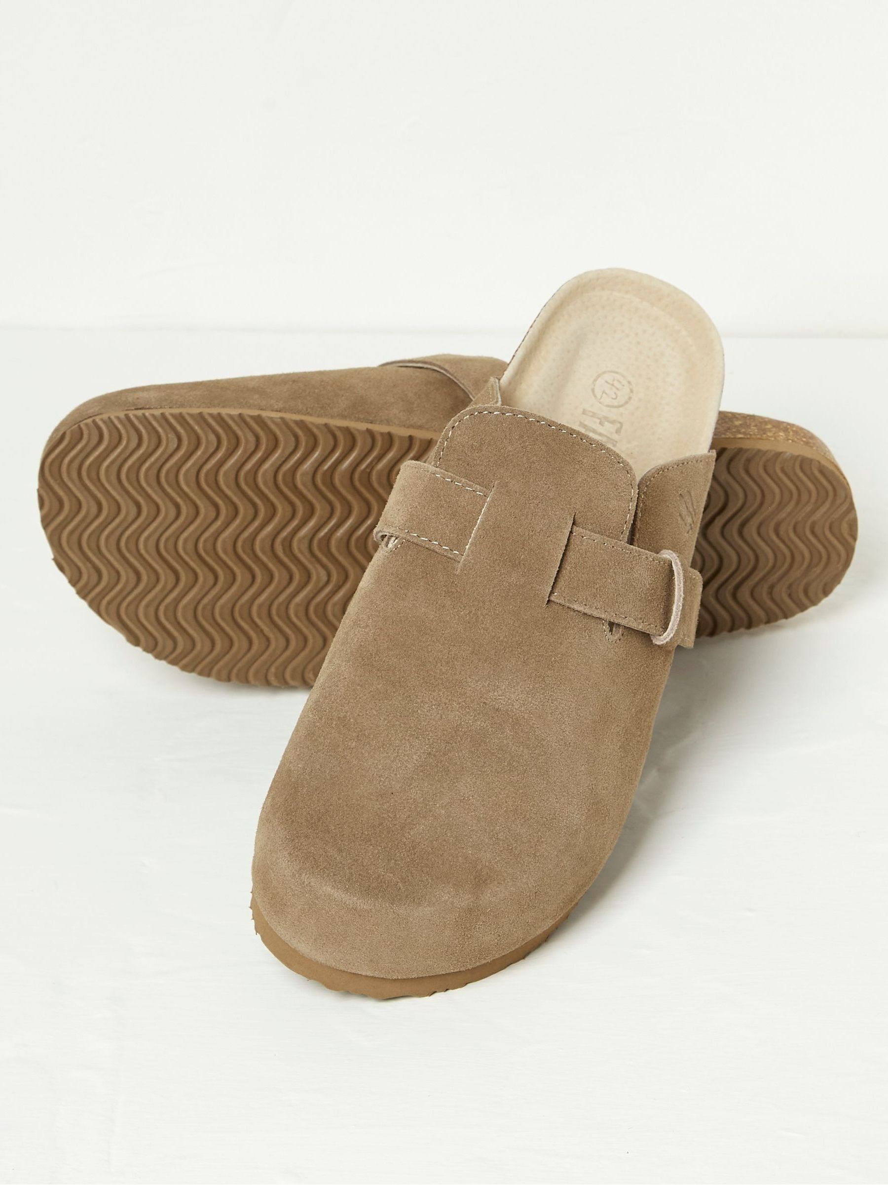 George Brown Outdoor Slippers - Image 2 of 3